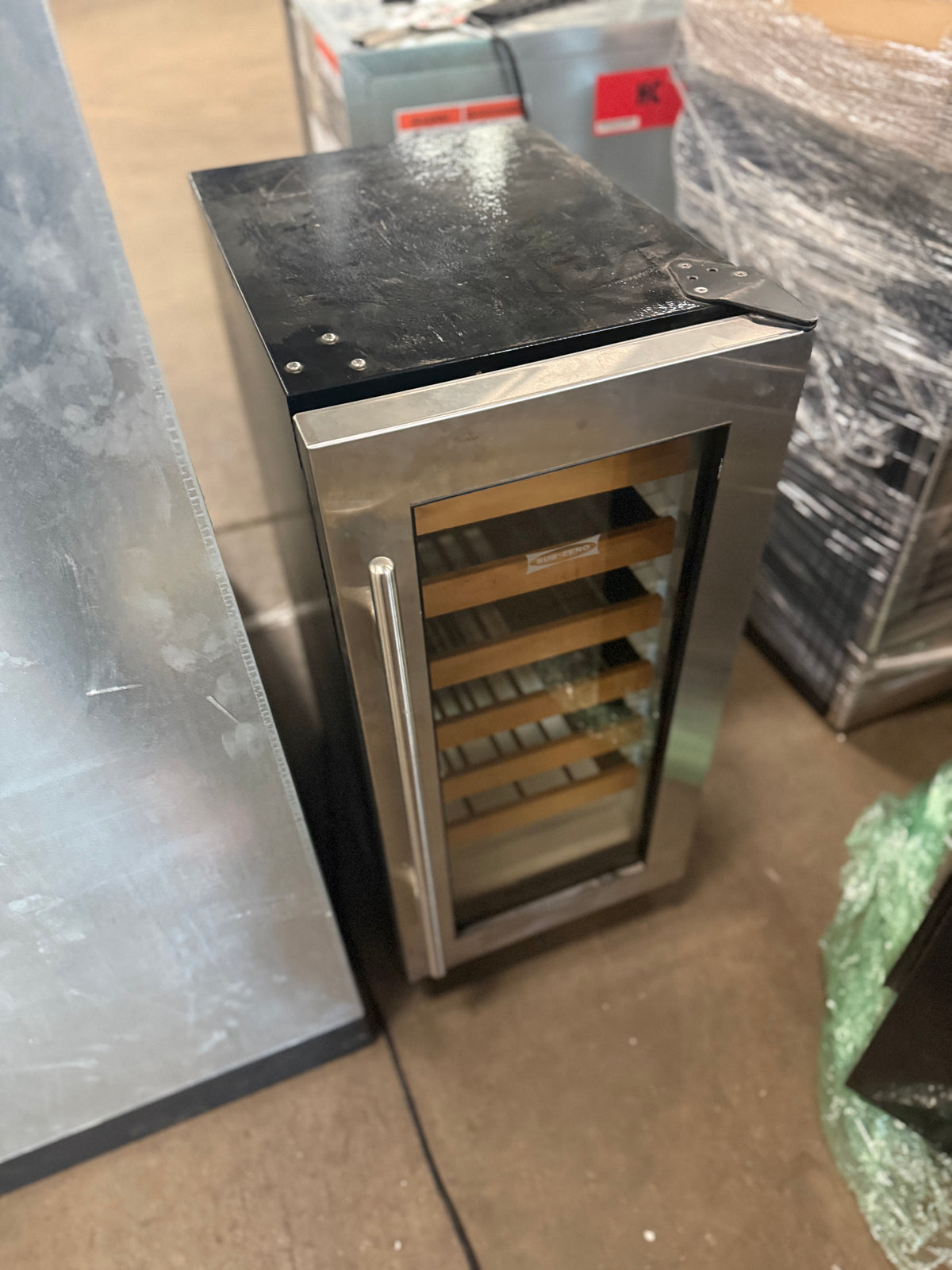 Sub-Zero 15 inch built in wine storage 315WSTHRH in stainless steel