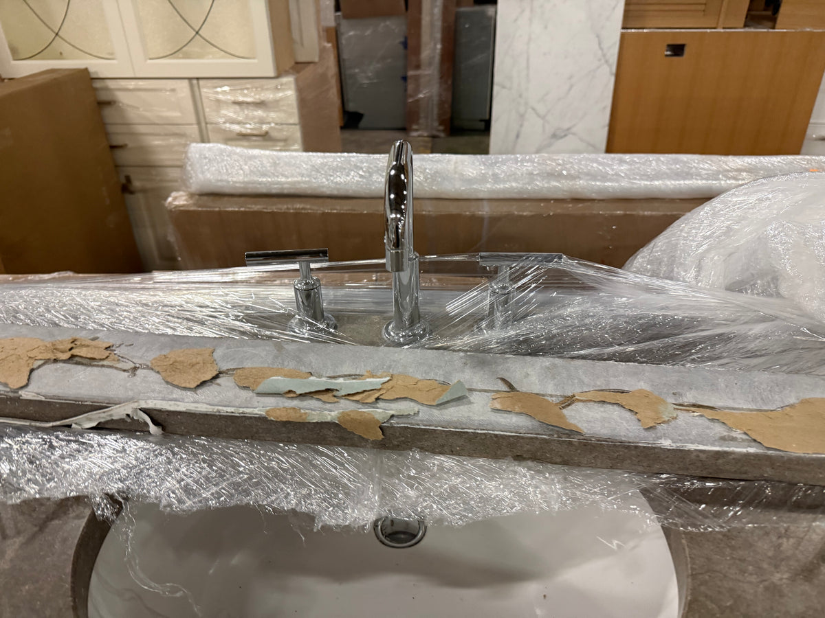 Custom 49.5" Transitional White Freestanding Single Vanity