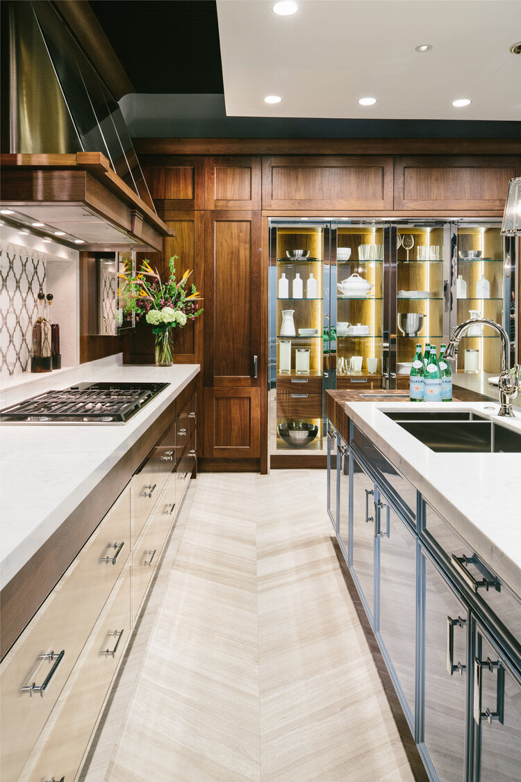 Downsview High Gloss Lacquer Modern Quartz Waterfall Island Display