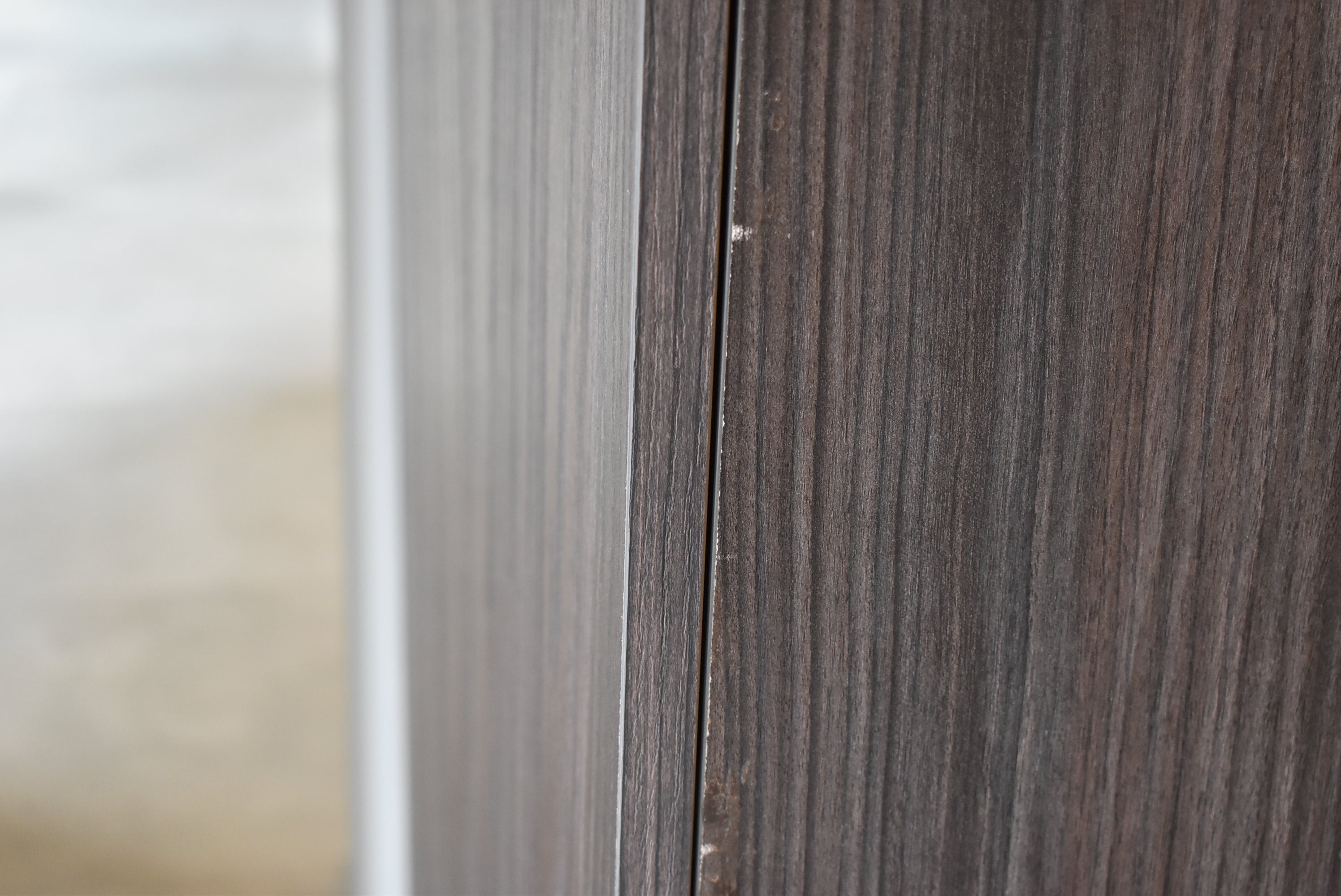 Azzurri Casa Modern Wood Paneled Wet Wine Bar with Wine Wall and Onyx Countertops