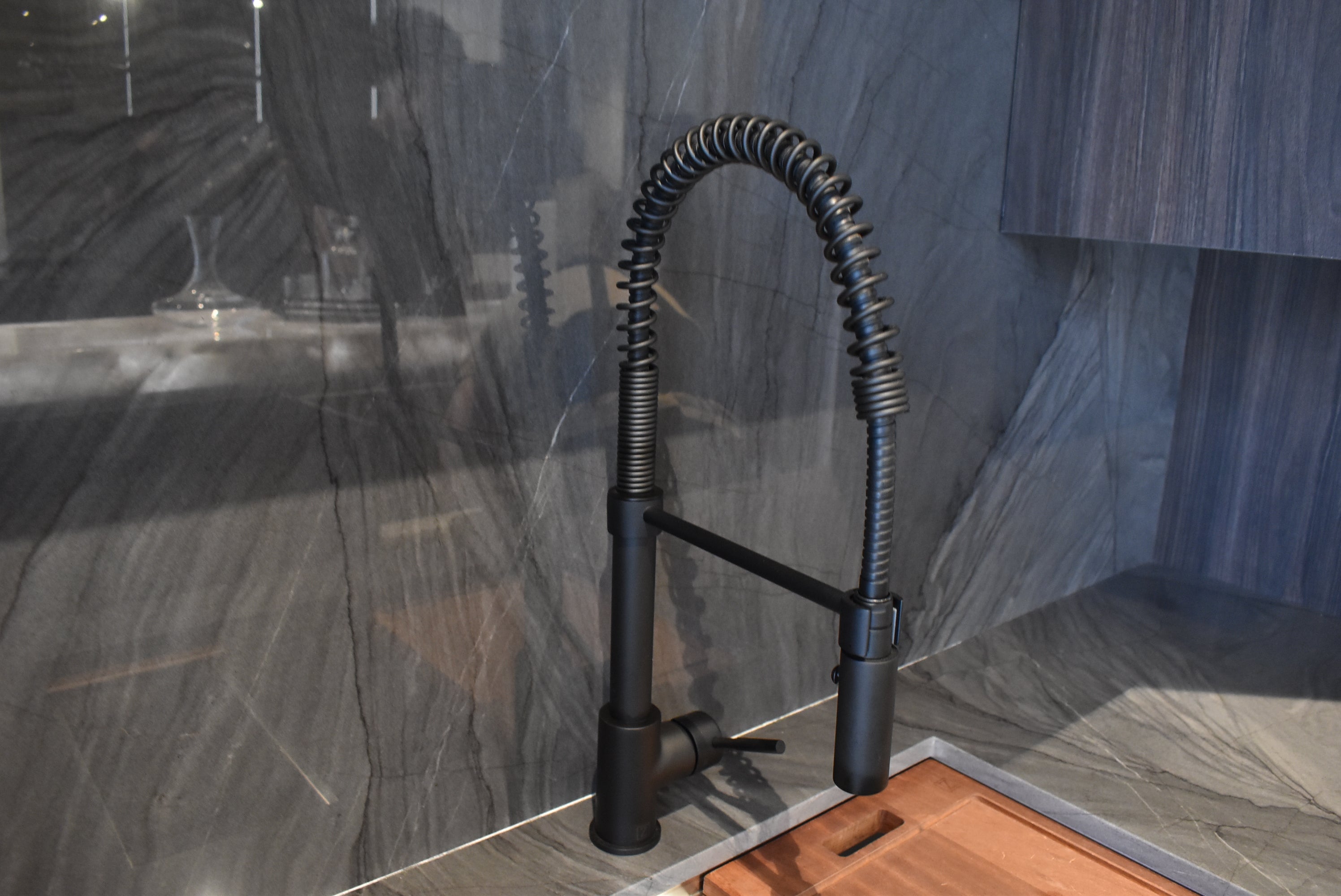 Azzurri Casa Modern Wood Paneled Wet Wine Bar with Wine Wall and Onyx Countertops