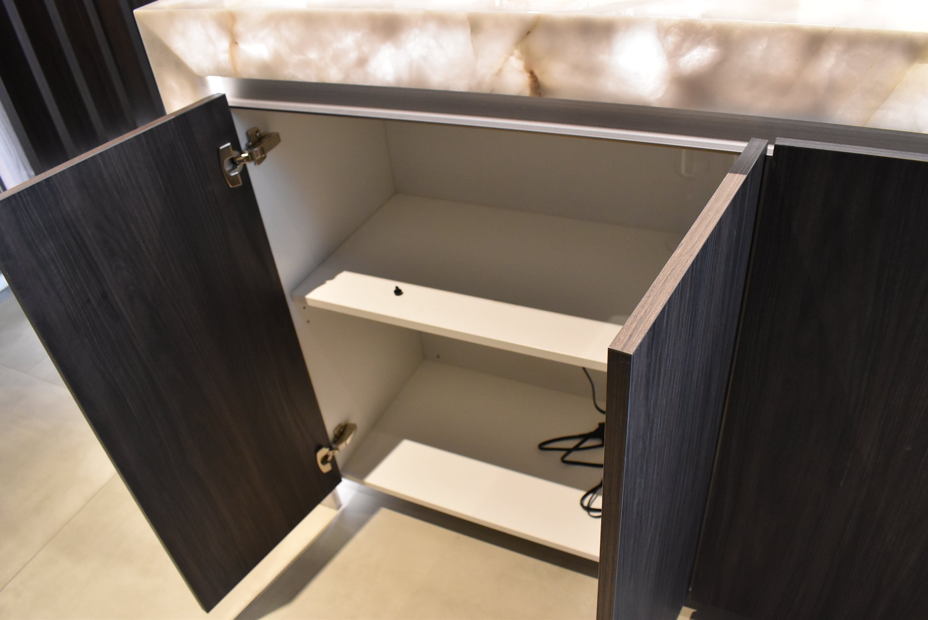 Azzurri Casa Modern Wood Paneled Wet Wine Bar with Wine Wall and Onyx Countertops