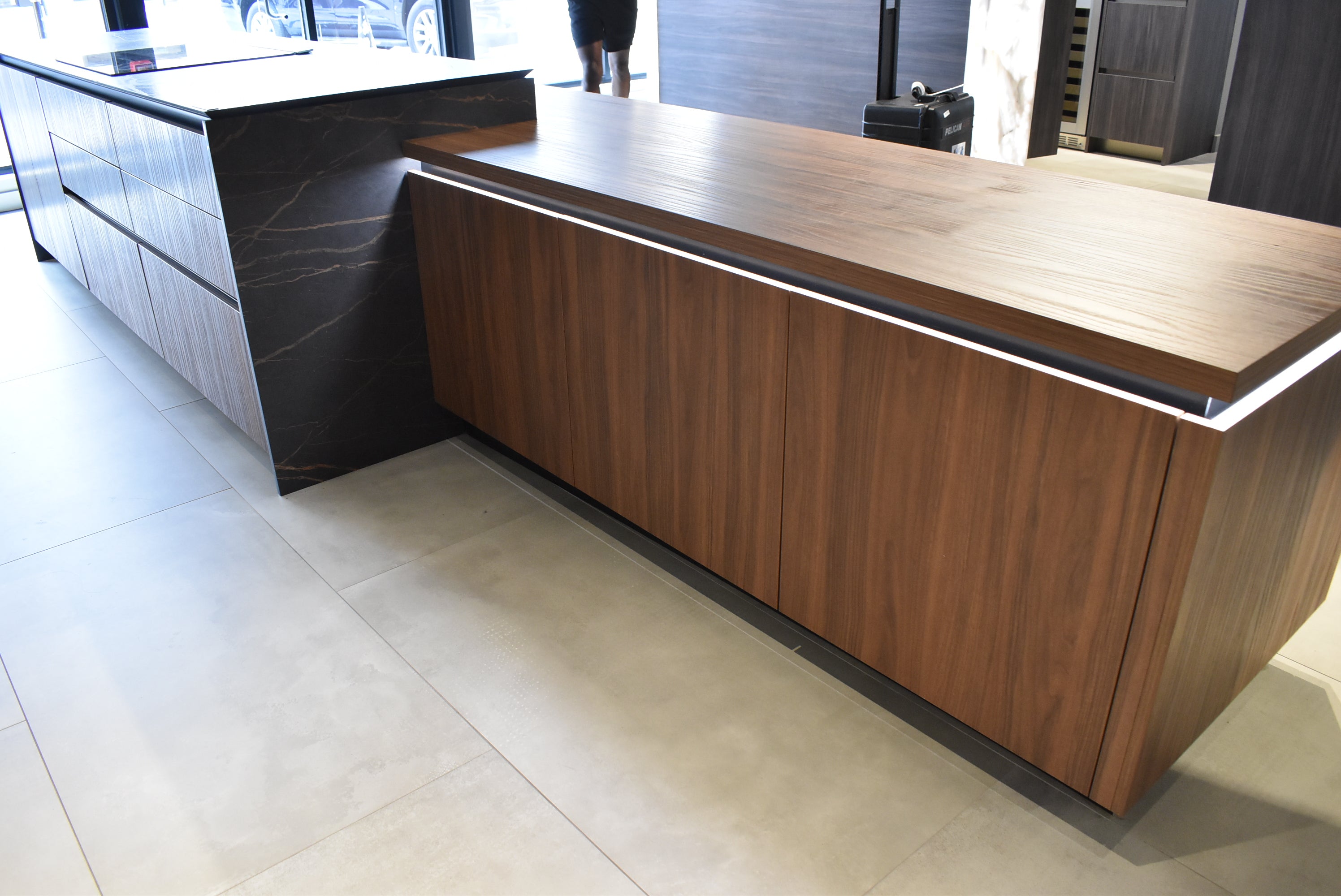 Azzurri Casa Dubai Style Modern Kitchen with Dekton Countertops and Monogram Appliances