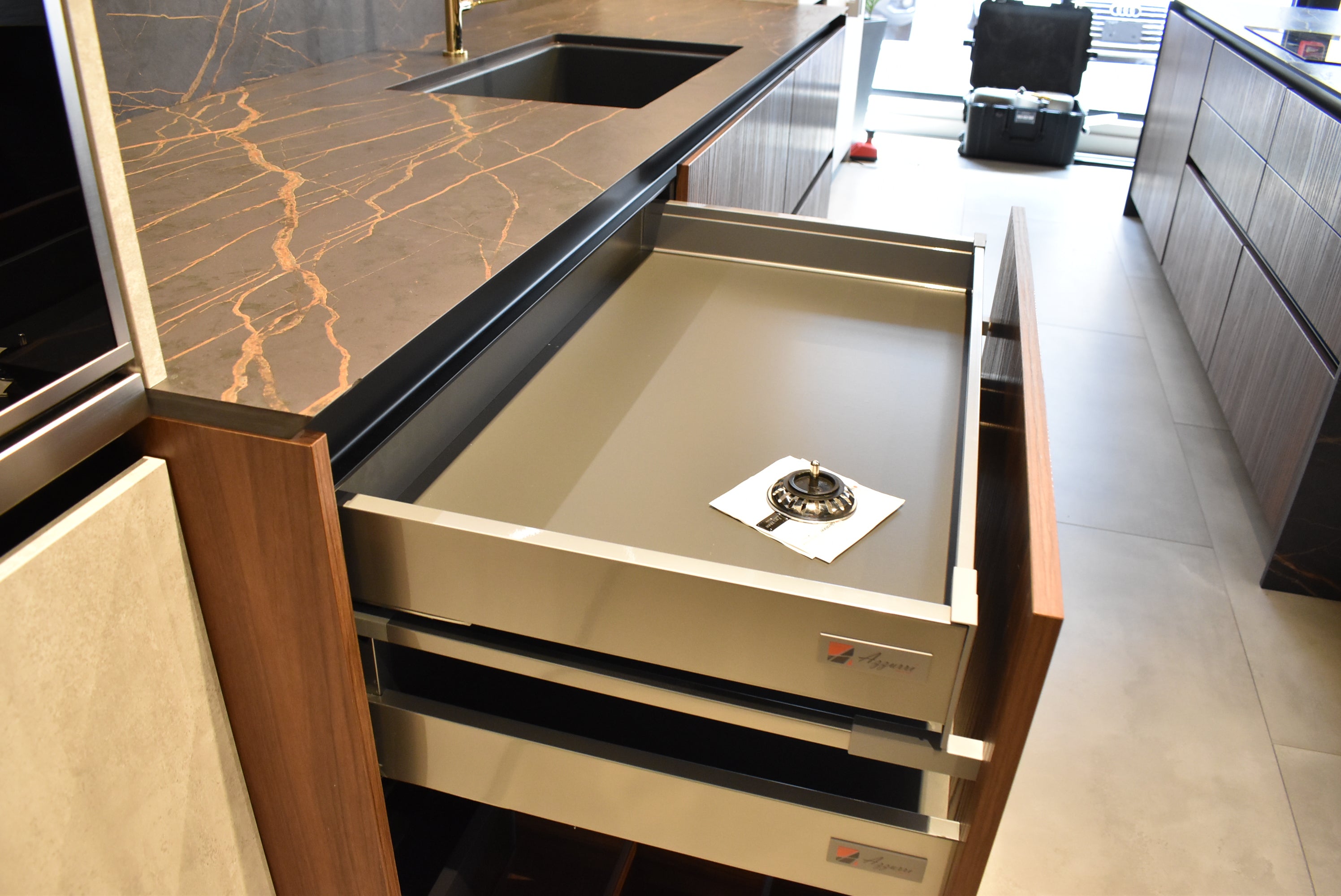 Azzurri Casa Dubai Style Modern Kitchen with Dekton Countertops and Monogram Appliances