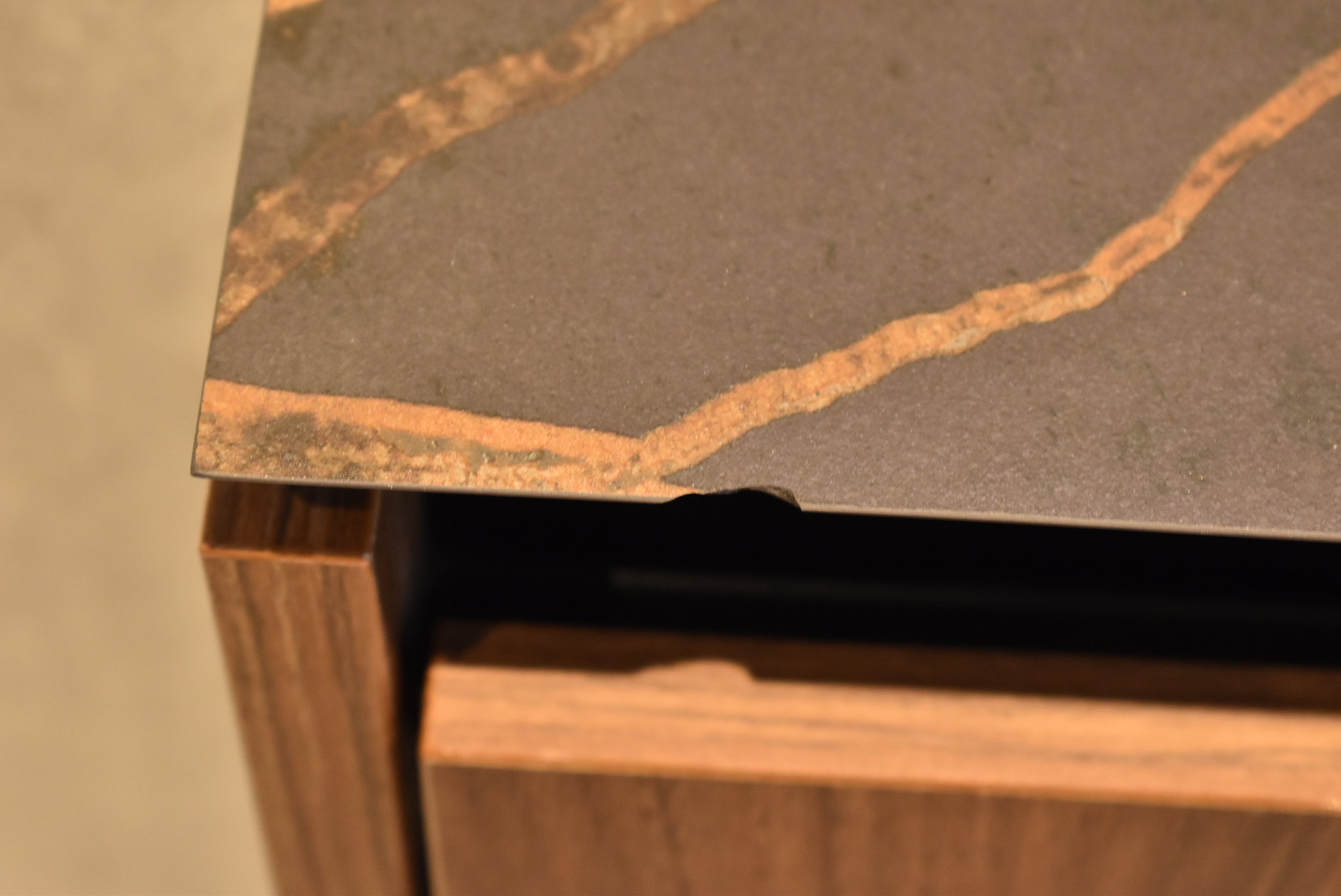 Azzurri Casa Dubai Style Modern Kitchen with Dekton Countertops and Monogram Appliances