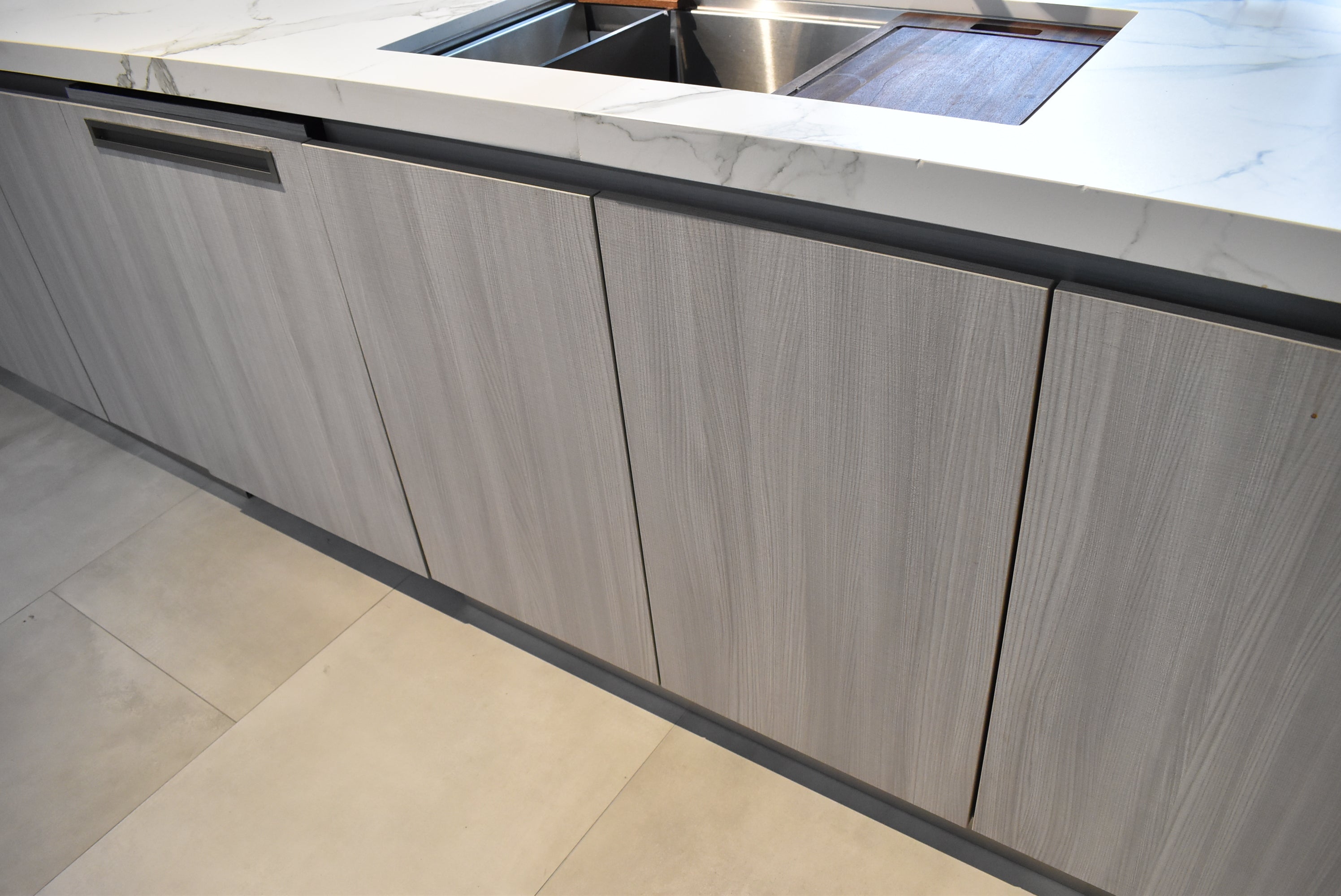 Azzurri Casa Light Grey Italian Style Modern Kitchen with Dekton Countertops and Fulgor Milano Appliances