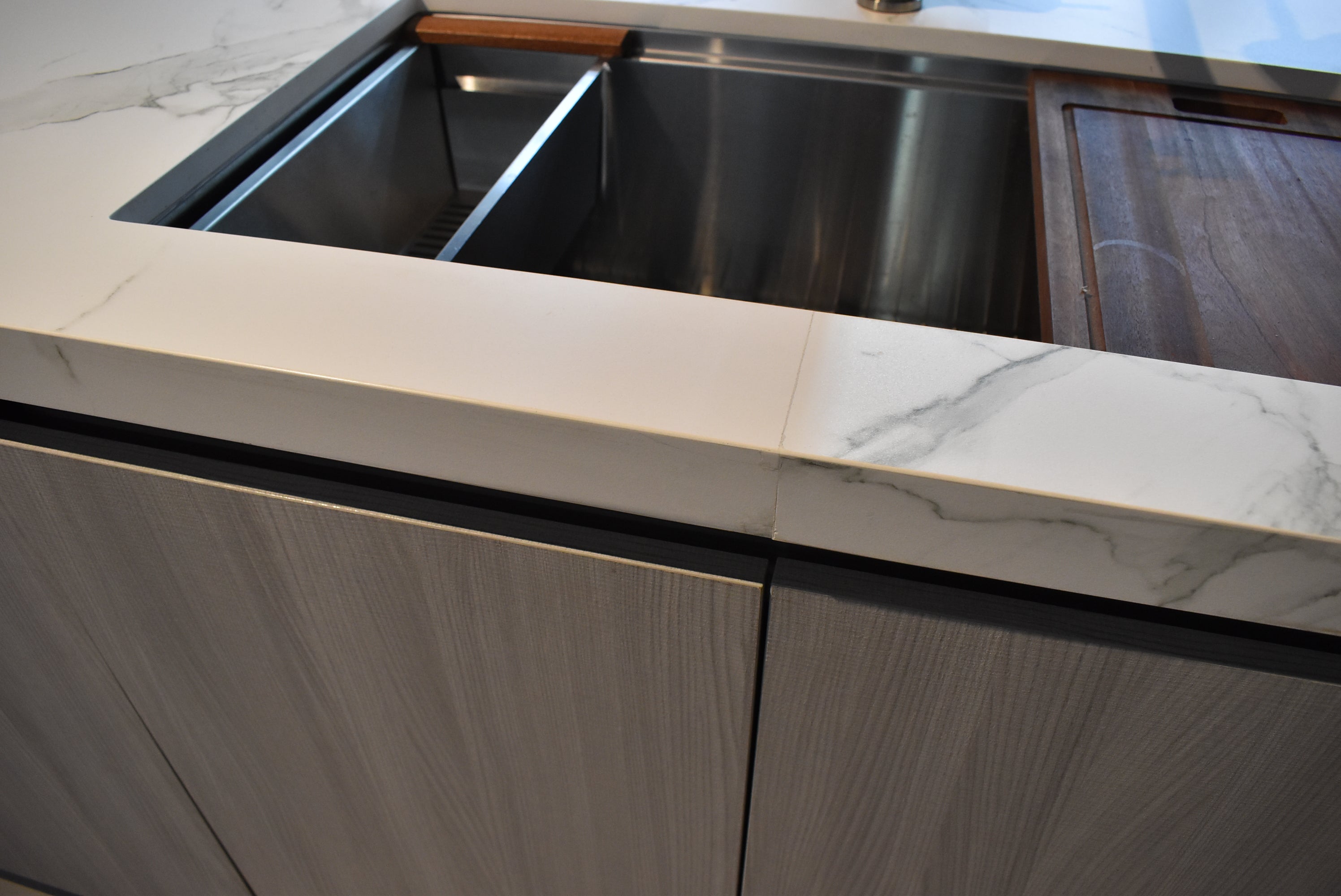 Azzurri Casa Light Grey Italian Style Modern Kitchen with Dekton Countertops and Fulgor Milano Appliances