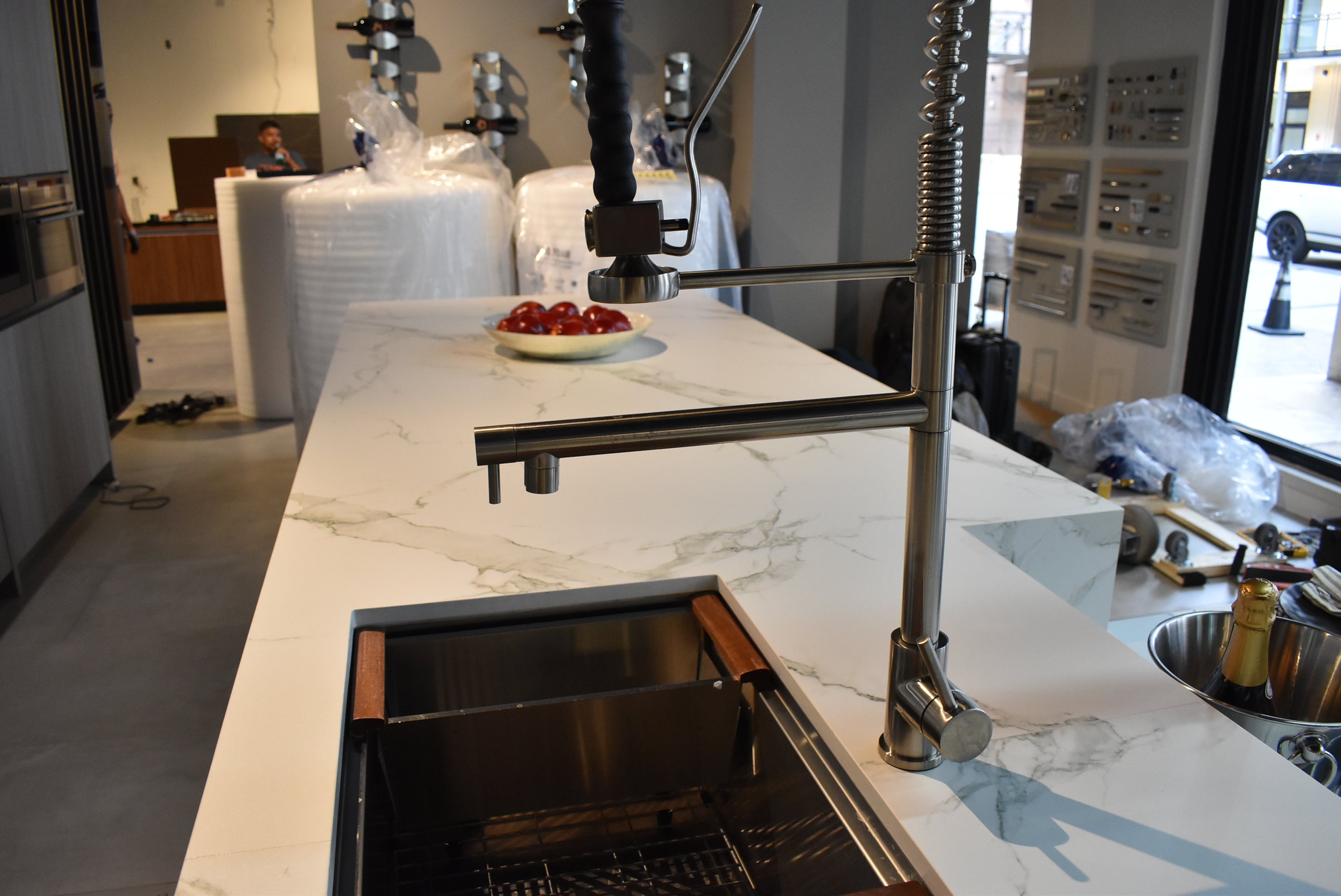 Azzurri Casa Light Grey Italian Style Modern Kitchen with Dekton Countertops and Fulgor Milano Appliances