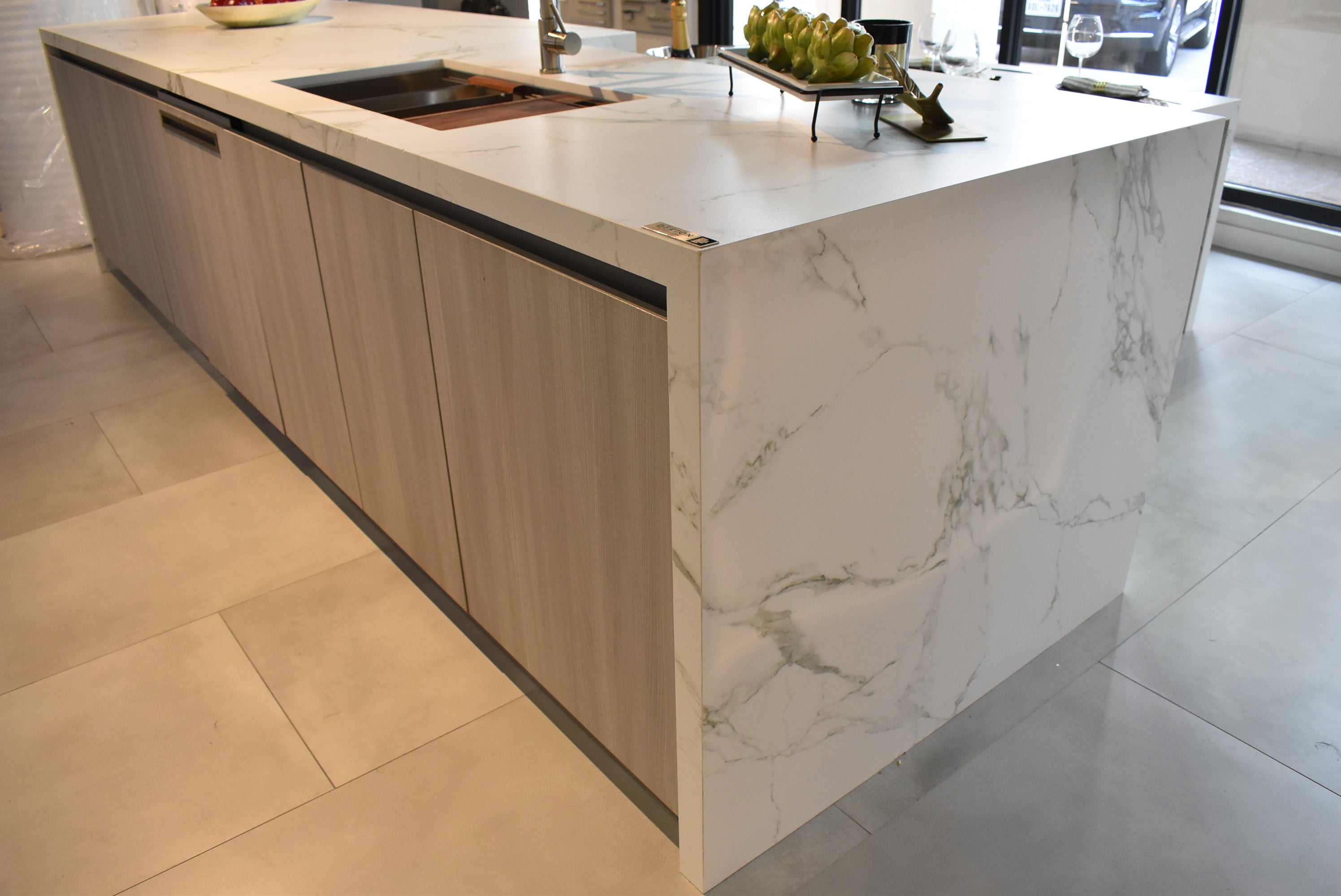 Azzurri Casa Light Grey Italian Style Modern Kitchen with Dekton Countertops and Fulgor Milano Appliances