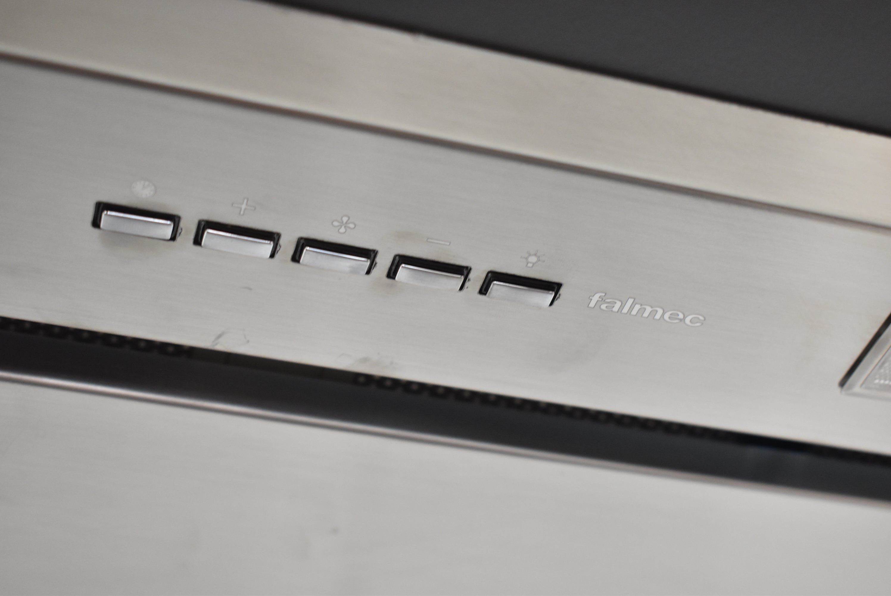 Azzurri Casa Light Grey Italian Style Modern Kitchen with Dekton Countertops and Fulgor Milano Appliances