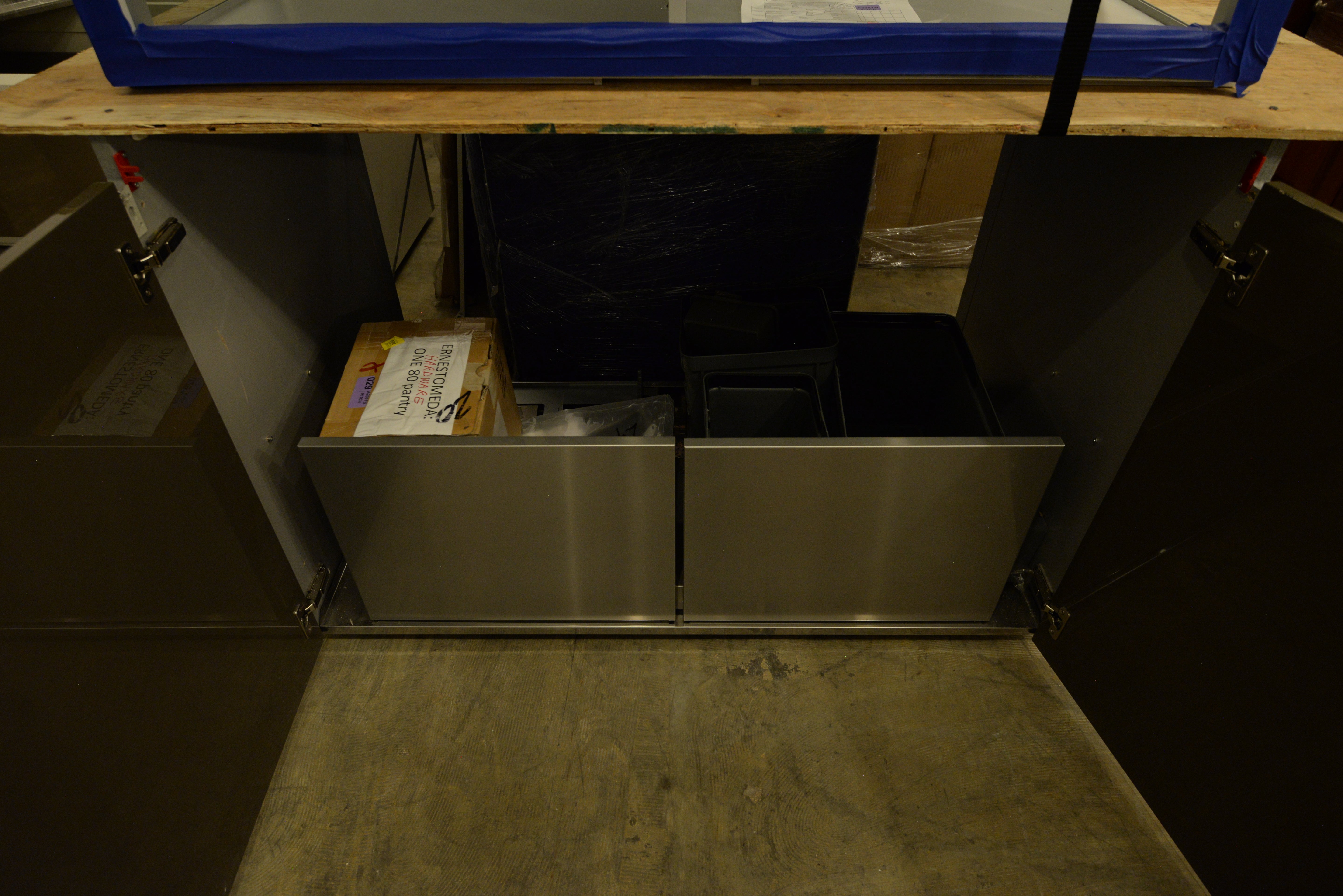 Ernestomeda Deluxe Chocolate Ganache Modern Showroom Display Kitchen