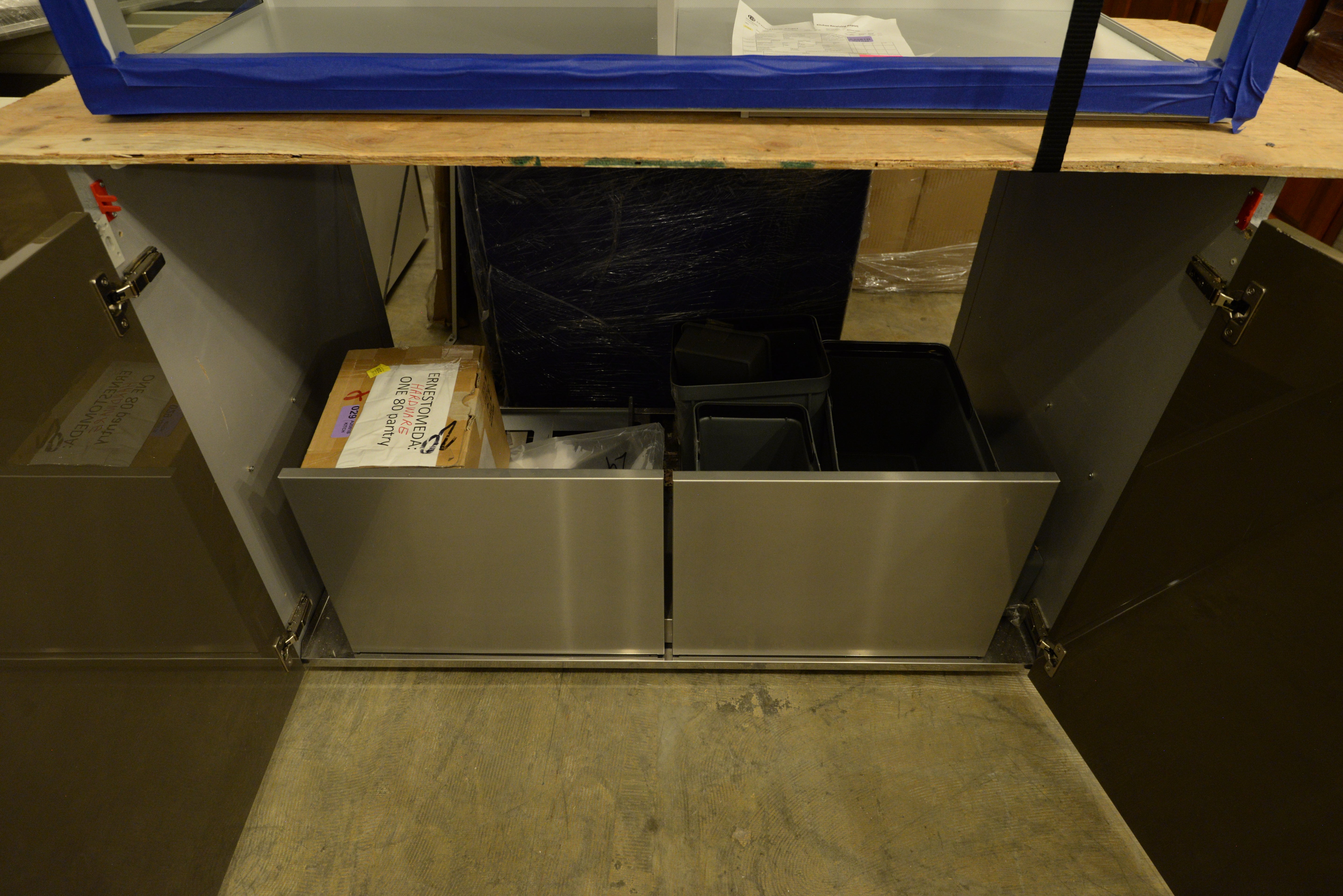 Ernestomeda Deluxe Chocolate Ganache Modern Showroom Display Kitchen