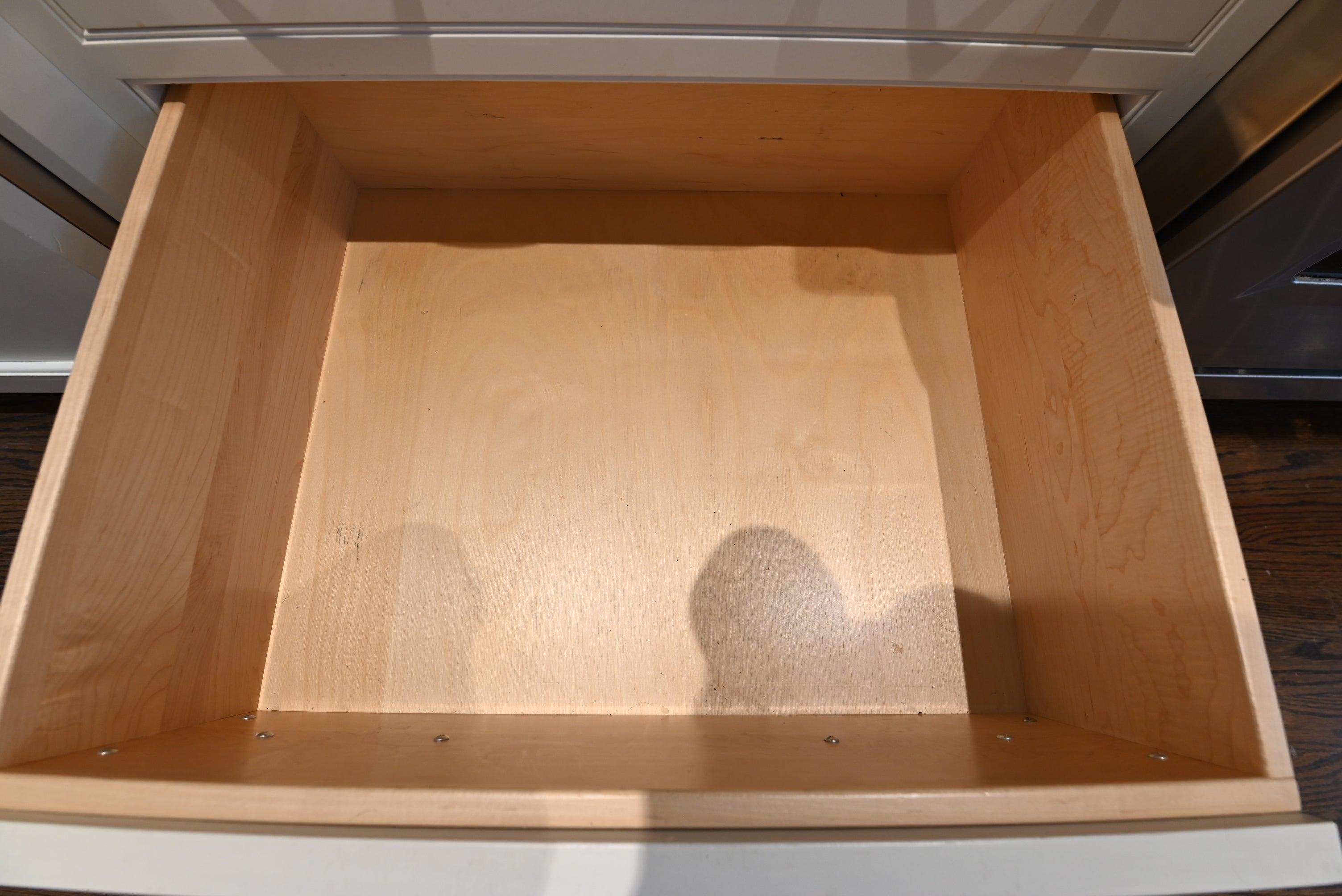 Crisp Lux White Traditional Pre-Owned Kitchen