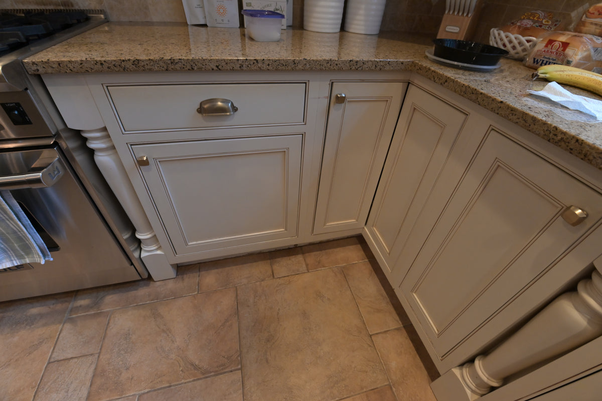Omega Transitional Linen White Kitchen with Black Island