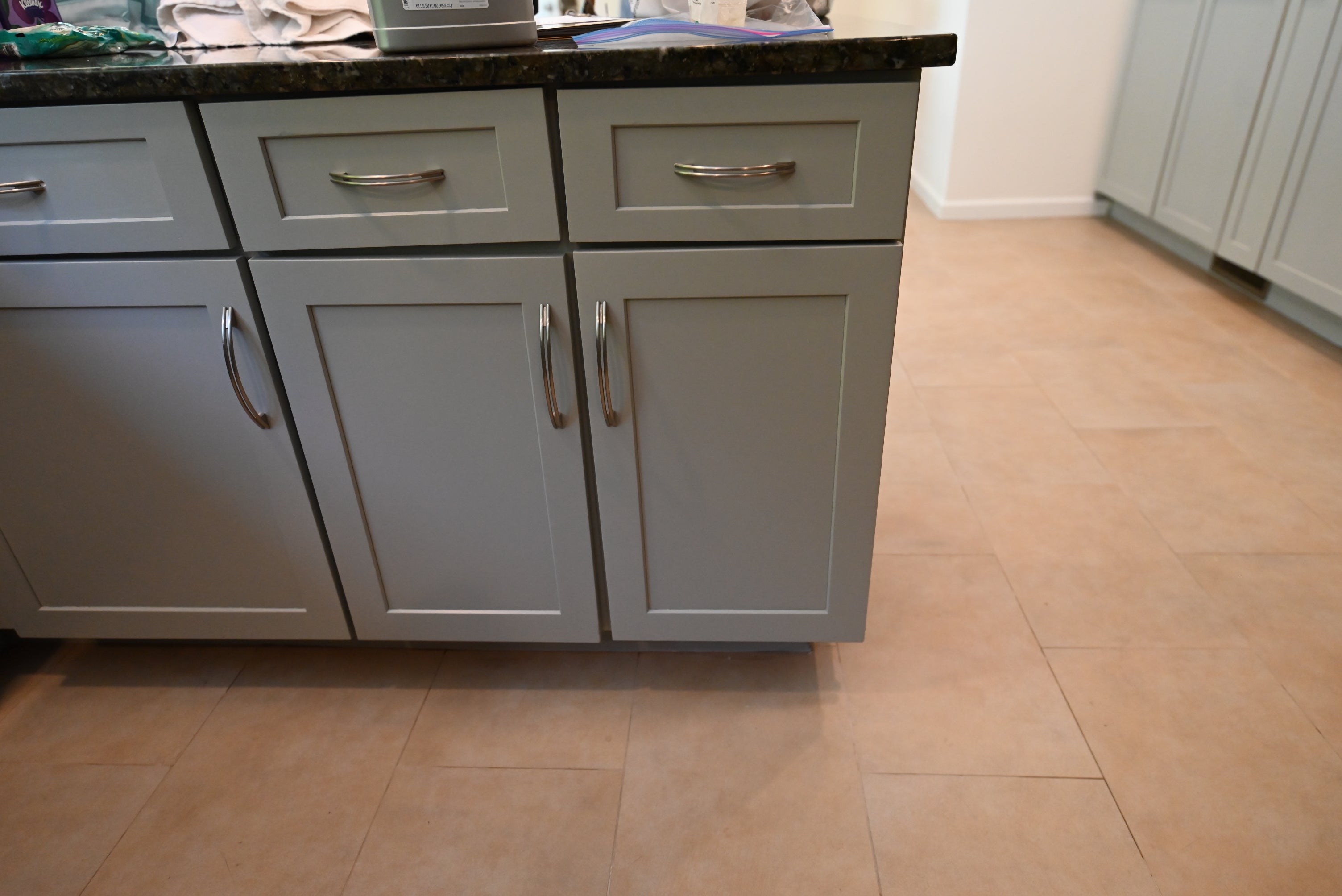 Thomasville Blue-Gray Transitional Kitchen with Appliances