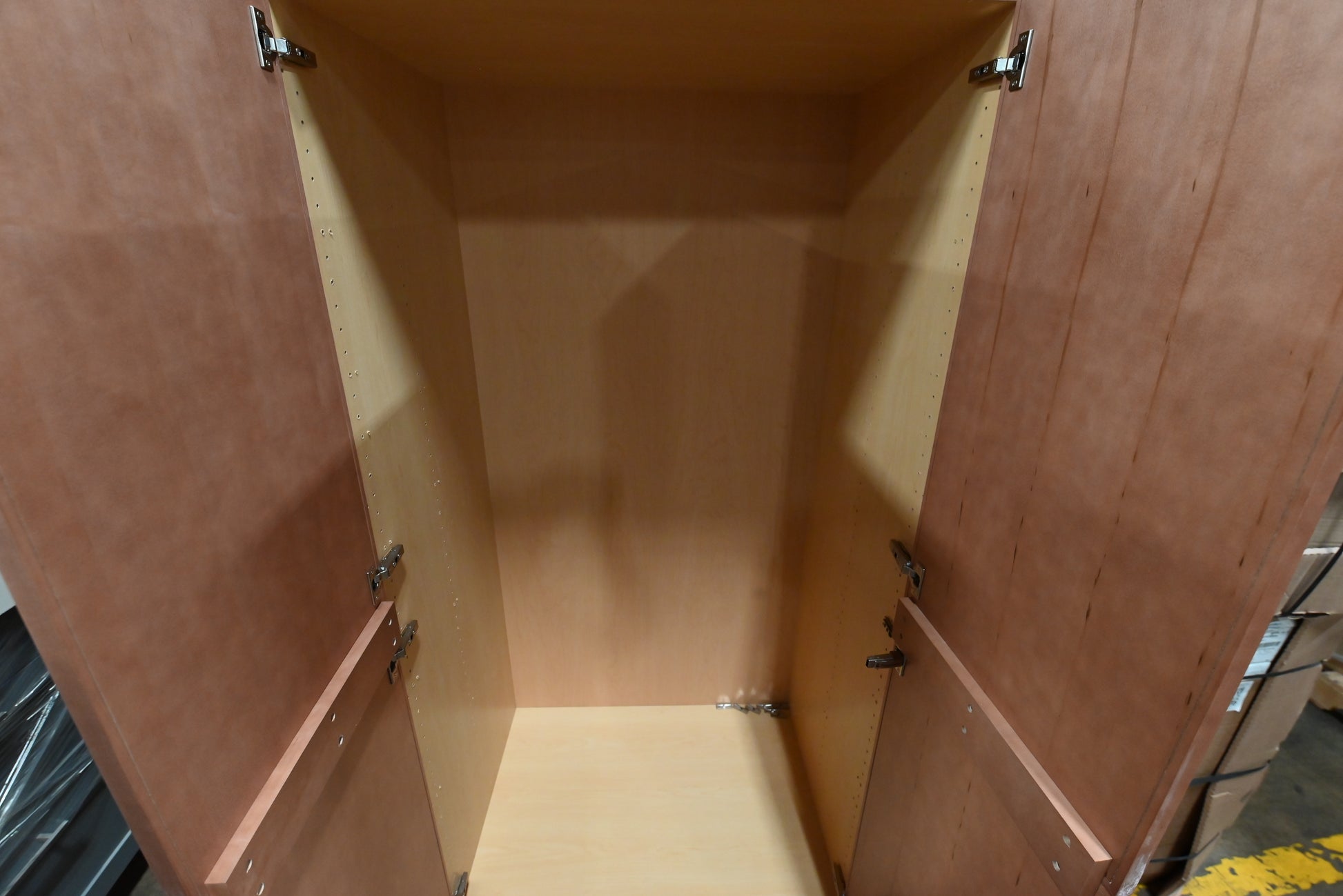 Showplace Modern Maple Wood with Nutmeg Stain Partial Kitchen Cabinets 