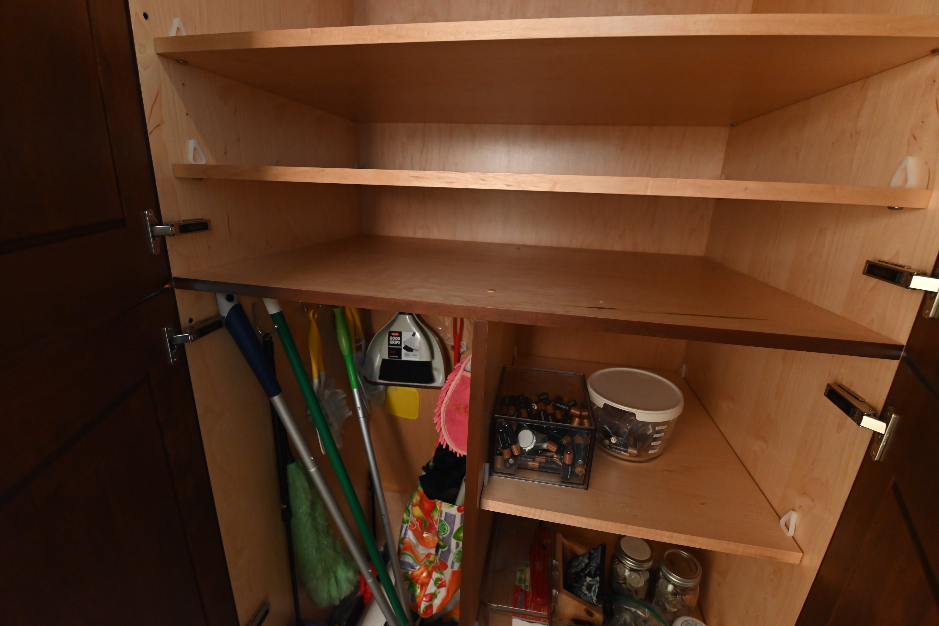 Wood-Mode Wistful: Traditional Cream Wooden Cabinet Kitchen