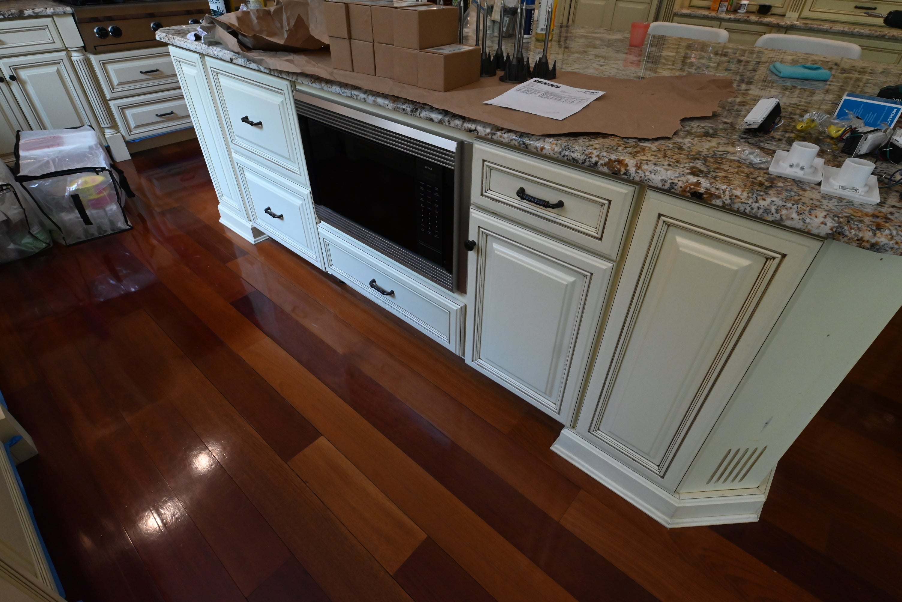 “The Ashbourne” Traditional Muted Cream Kitchen with Island & Desk Area