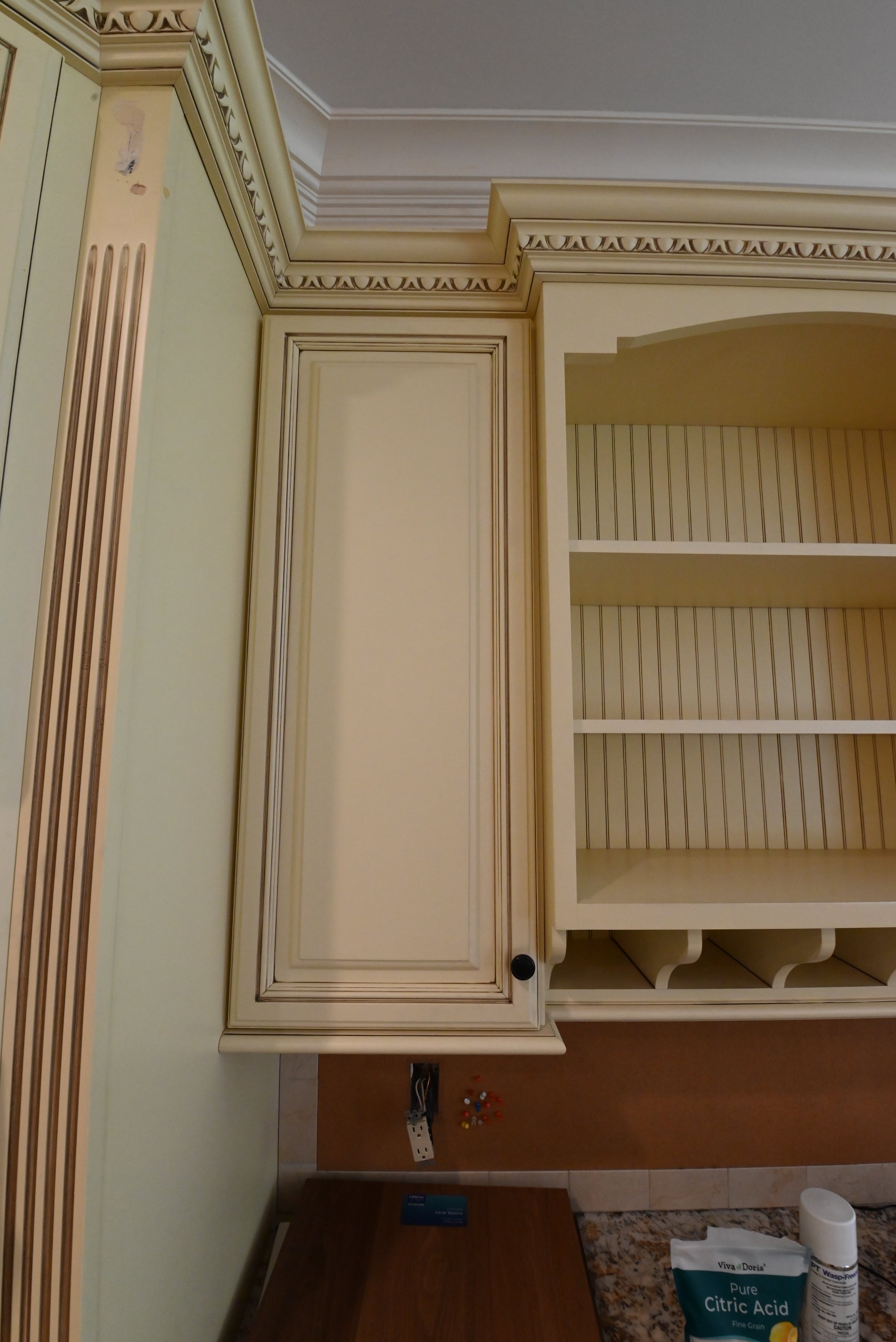 “The Ashbourne” Traditional Muted Cream Kitchen with Island & Desk Area