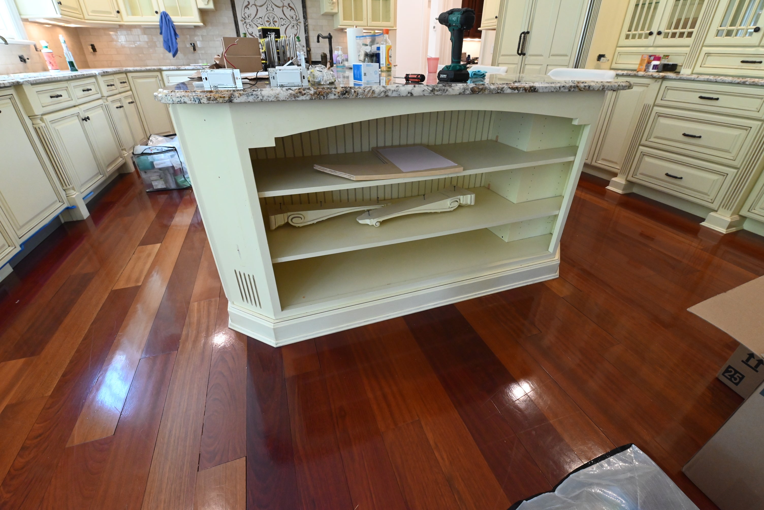 “The Ashbourne” Traditional Muted Cream Kitchen with Island & Desk Area