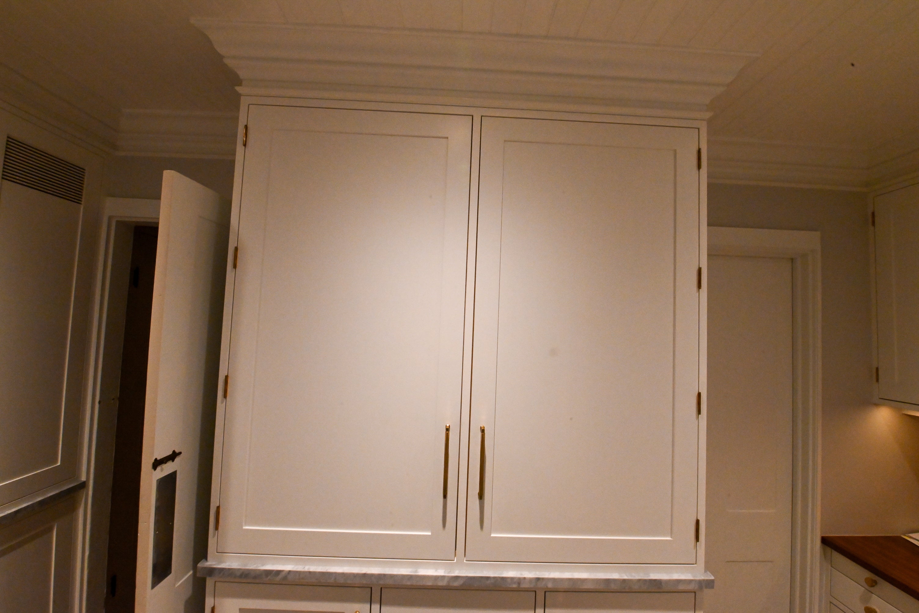 "The Windermere" Transitional White Kitchen with Island & Sub-Zero 648PROG