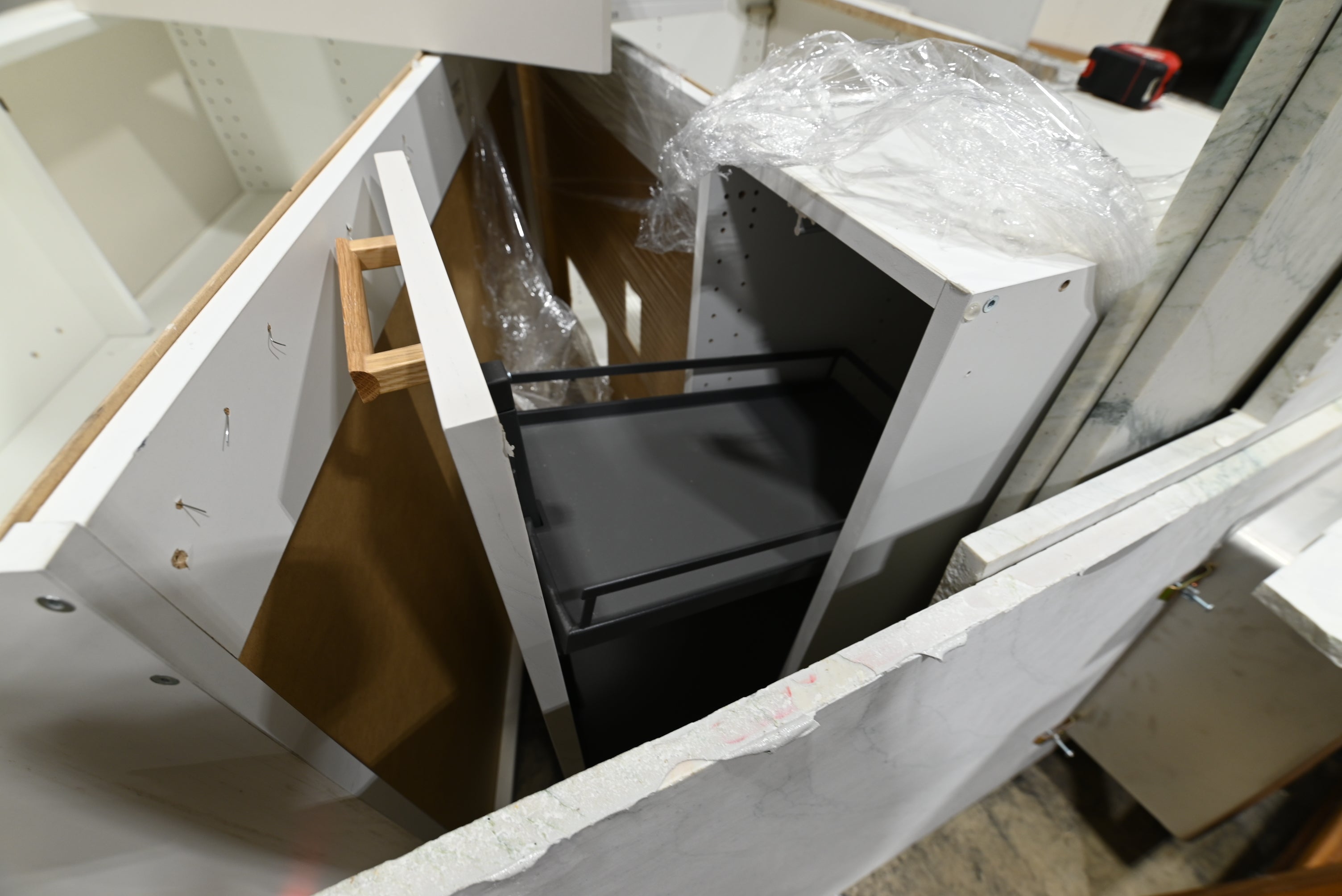 Reform Modern White Partial Kitchen Cabinets with Marble Countertop, Sink and Faucet