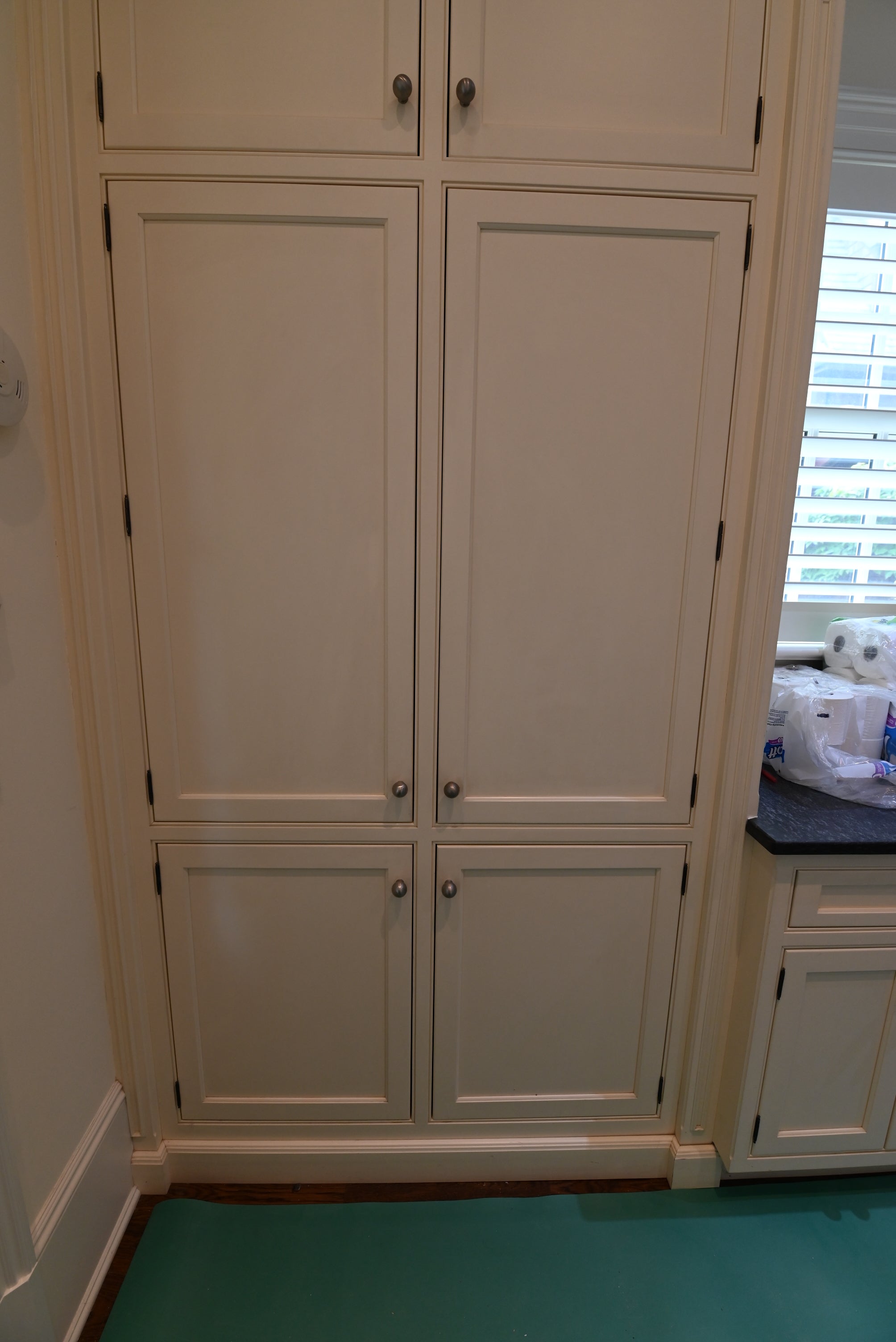 Premier Trade Group Light Cream Transitional Kitchen with Island & Viking 48" Range