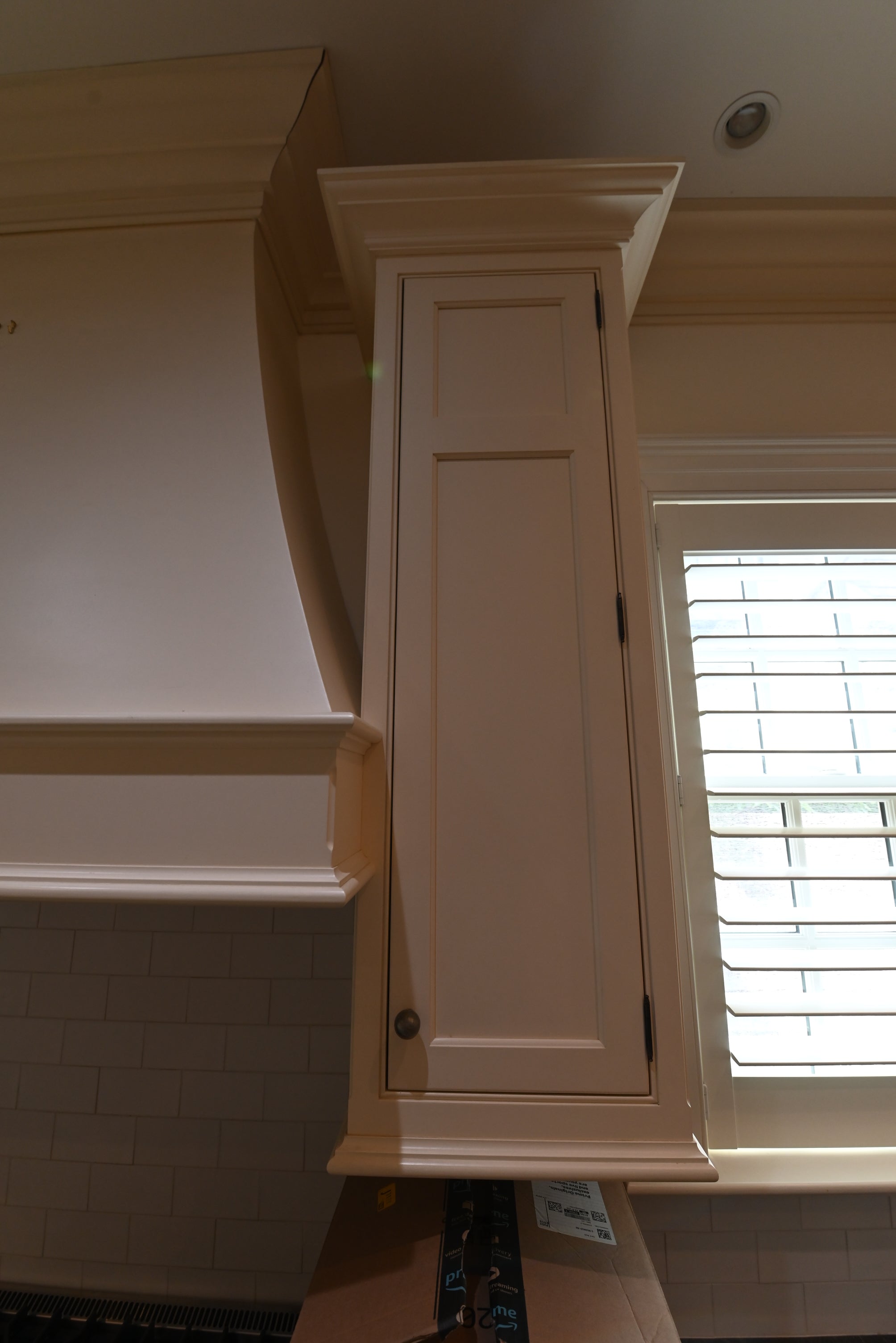 Premier Trade Group Light Cream Transitional Kitchen with Island & Viking 48" Range