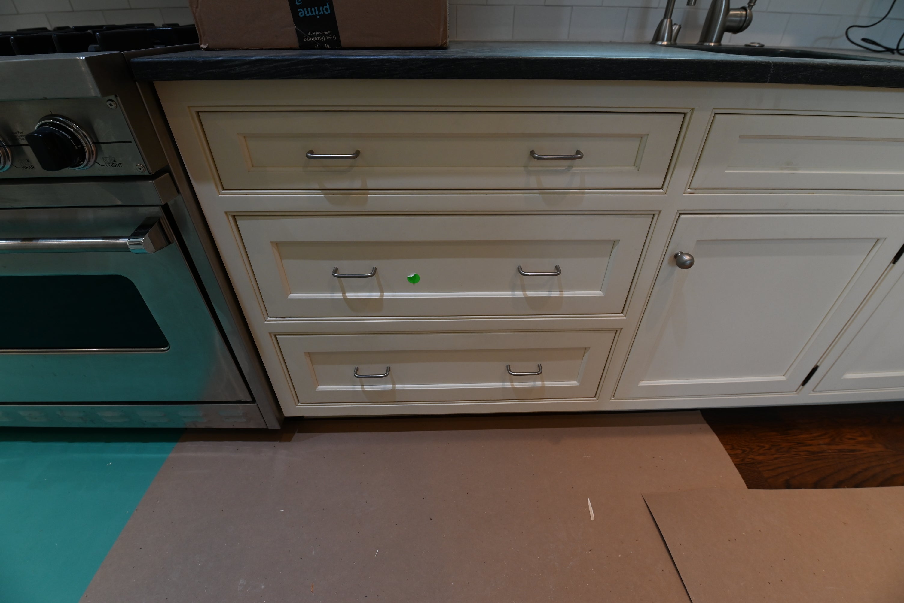 Premier Trade Group Light Cream Transitional Kitchen with Island & Viking 48" Range