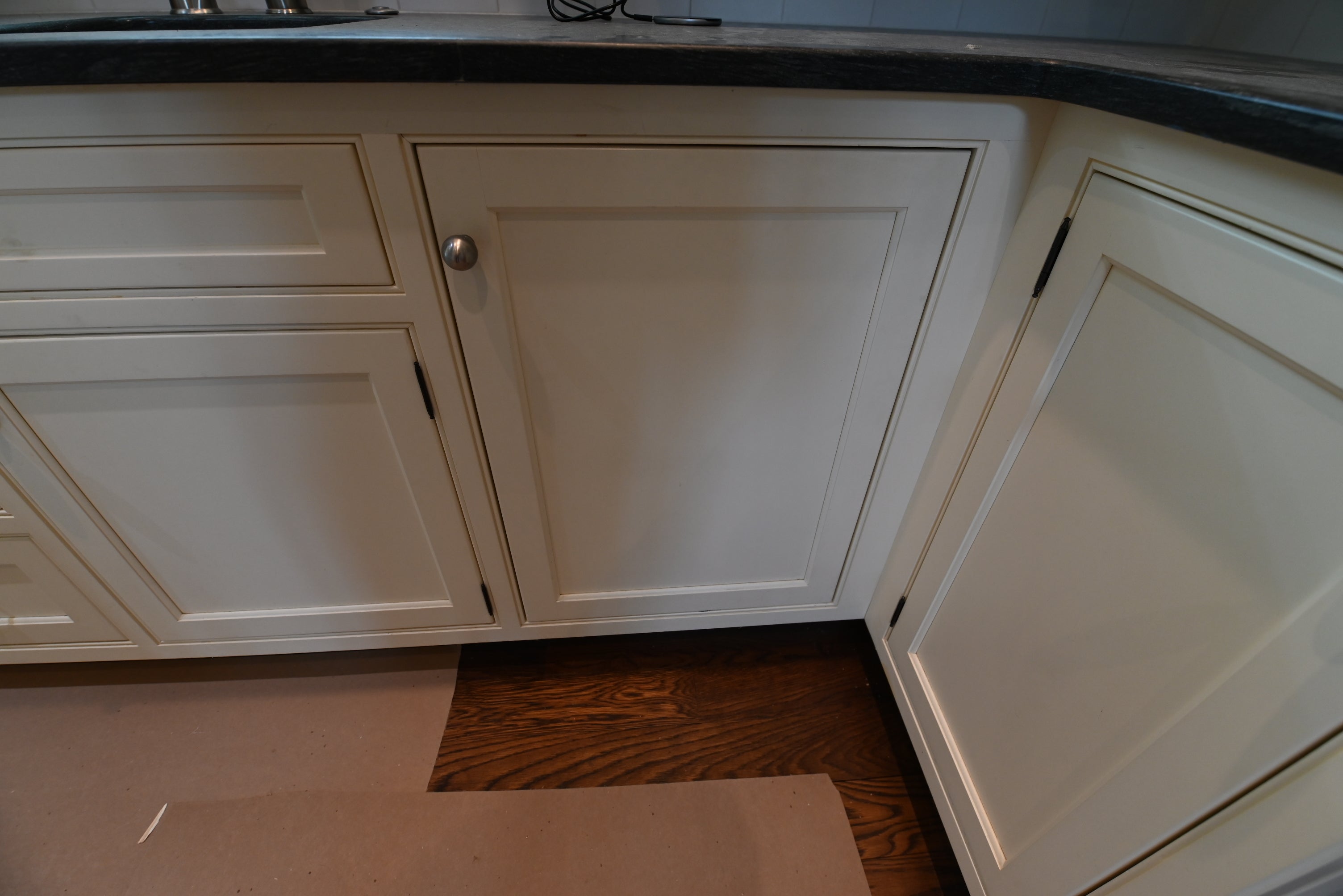 Premier Trade Group Light Cream Transitional Kitchen with Island & Viking 48" Range