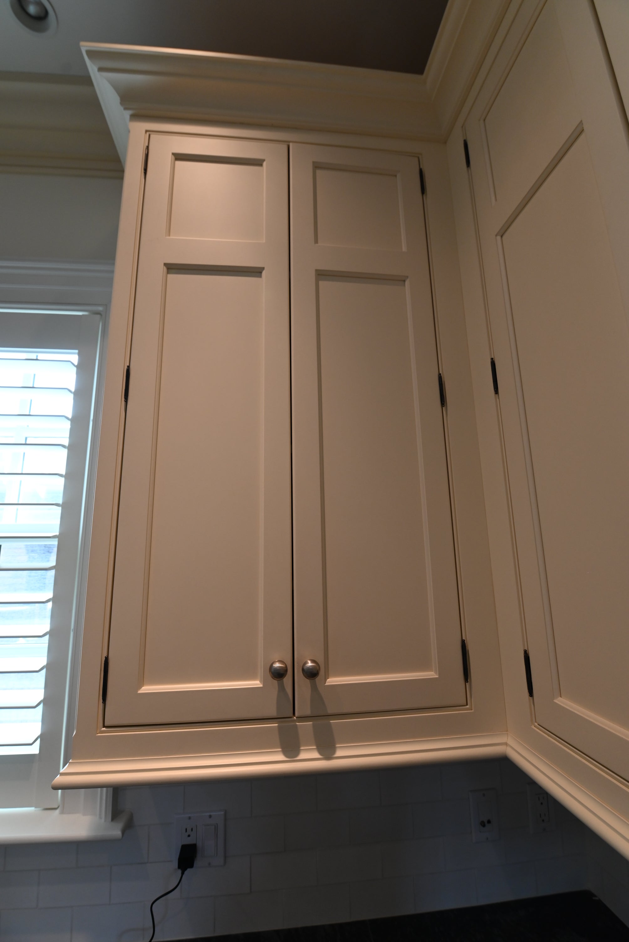 Premier Trade Group Light Cream Transitional Kitchen with Island & Viking 48" Range