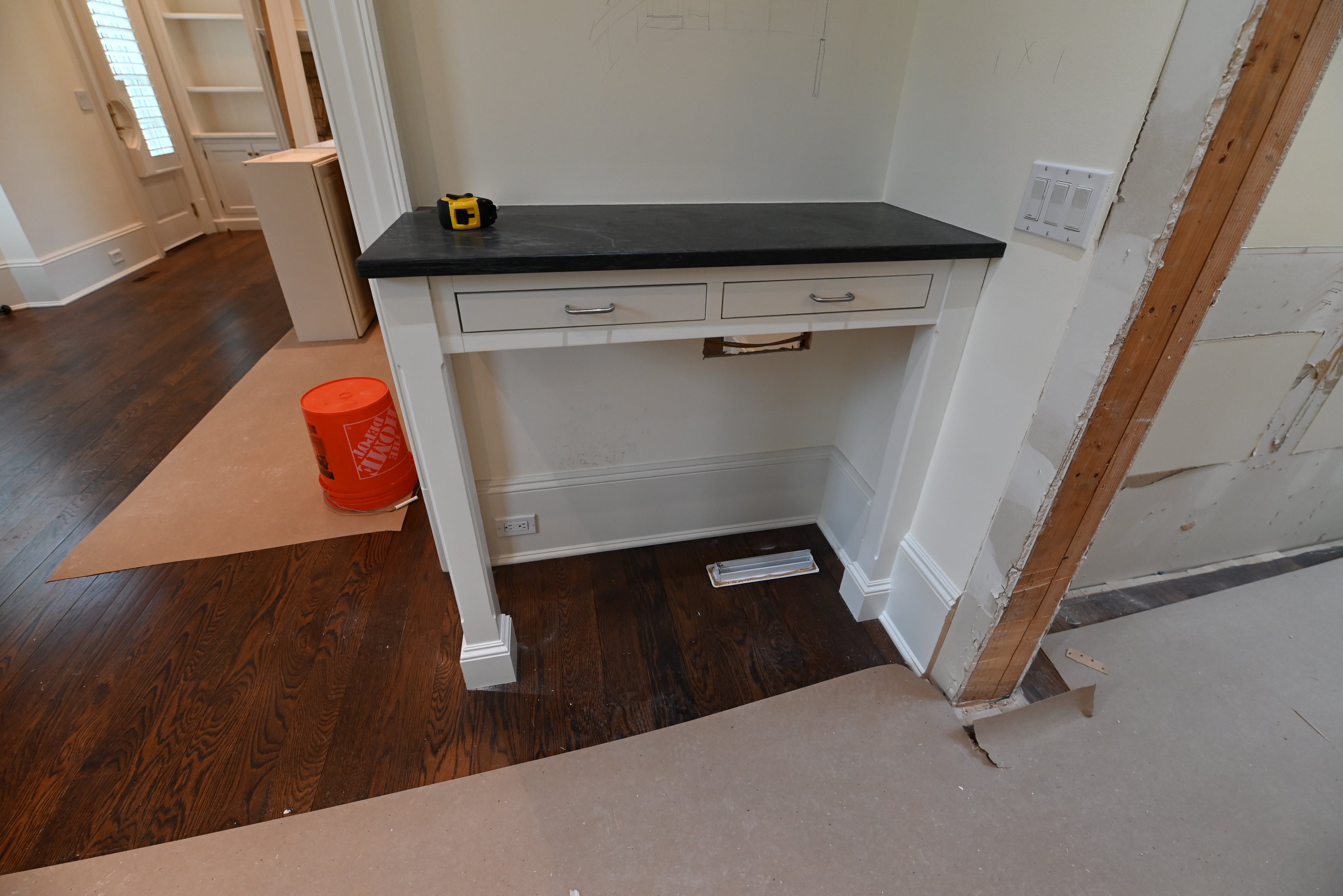 Premier Trade Group Light Cream Transitional Kitchen with Island & Viking 48" Range