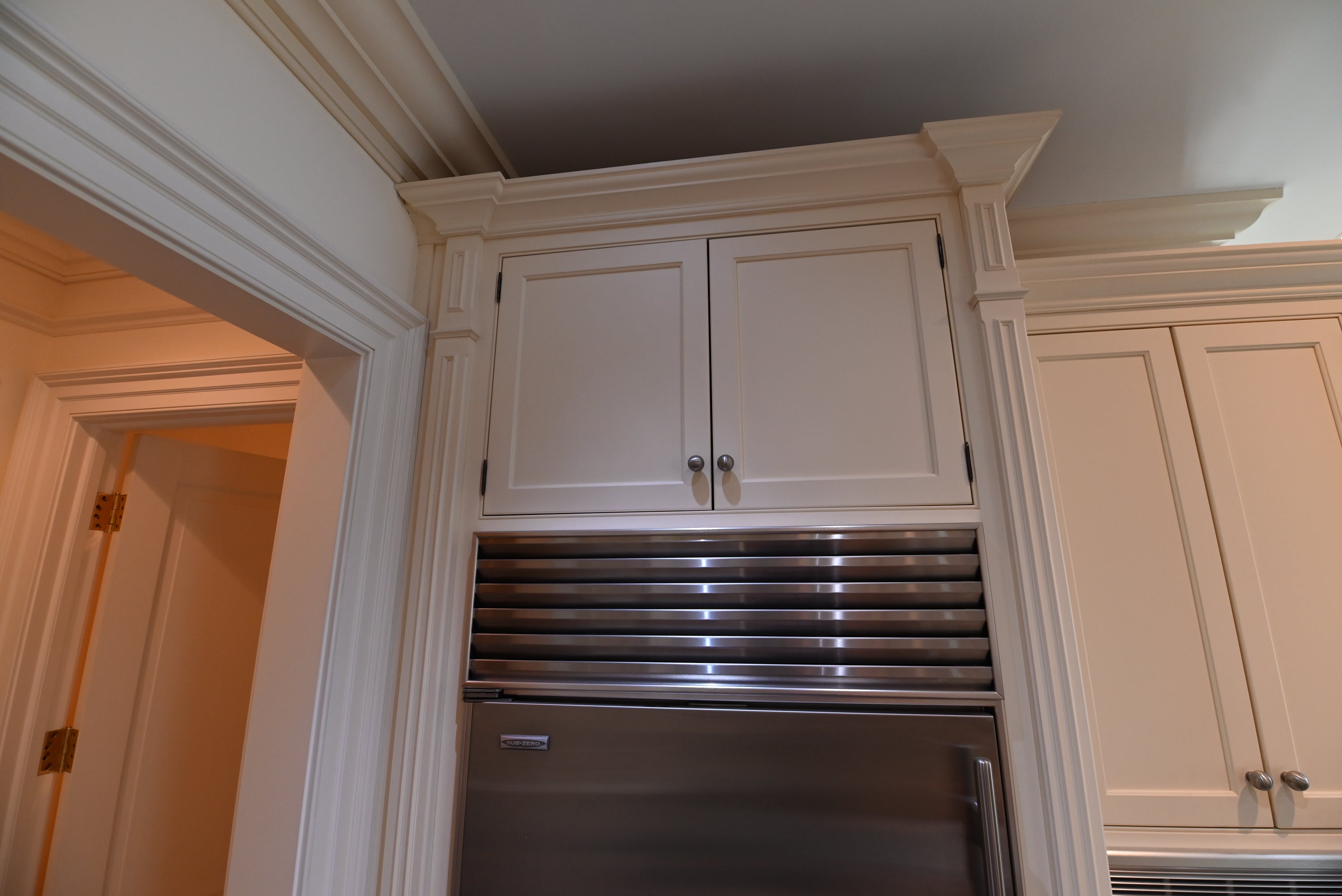 Premier Trade Group Light Cream Transitional Kitchen with Island & Viking 48" Range
