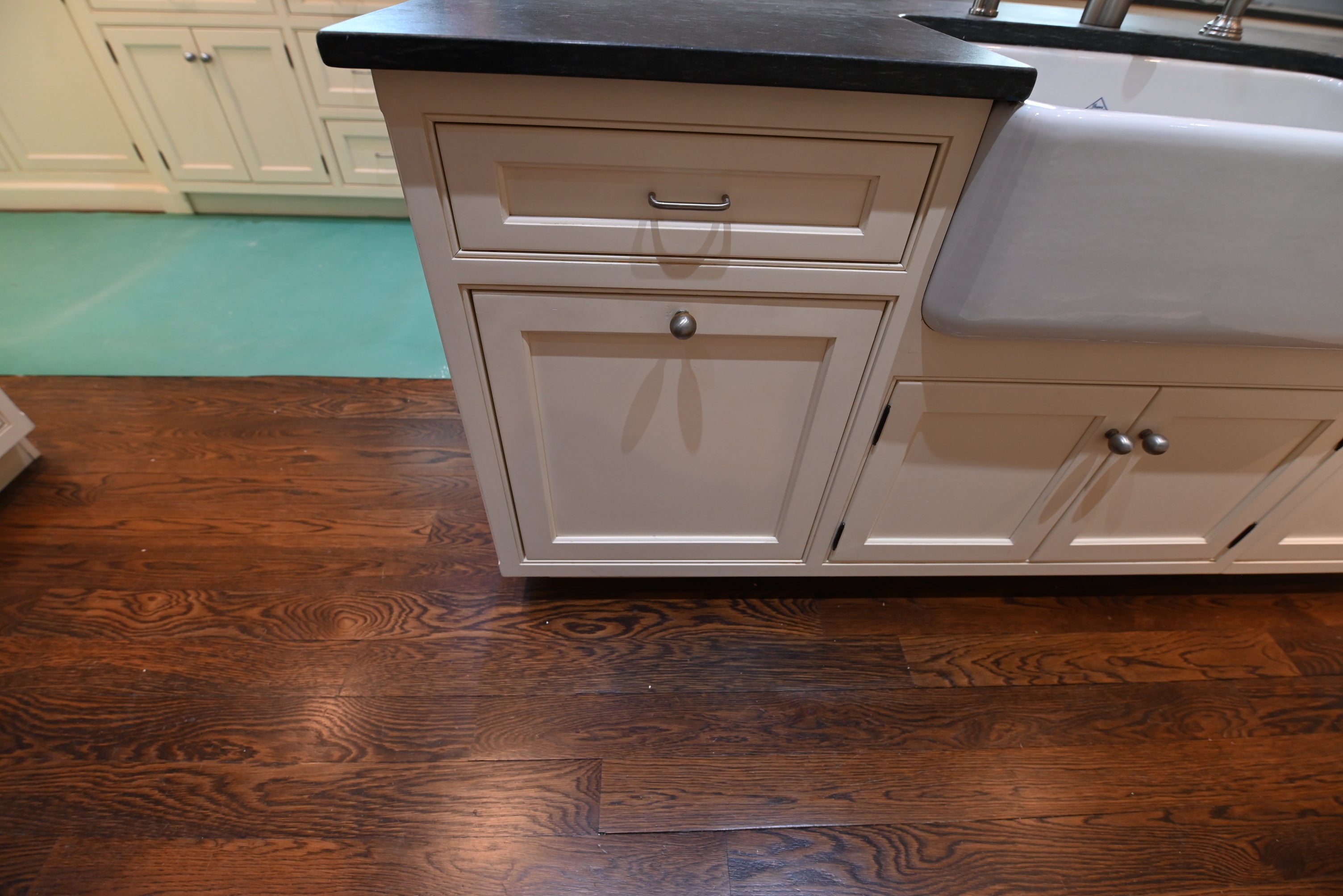 Premier Trade Group Light Cream Transitional Kitchen with Island & Viking 48" Range