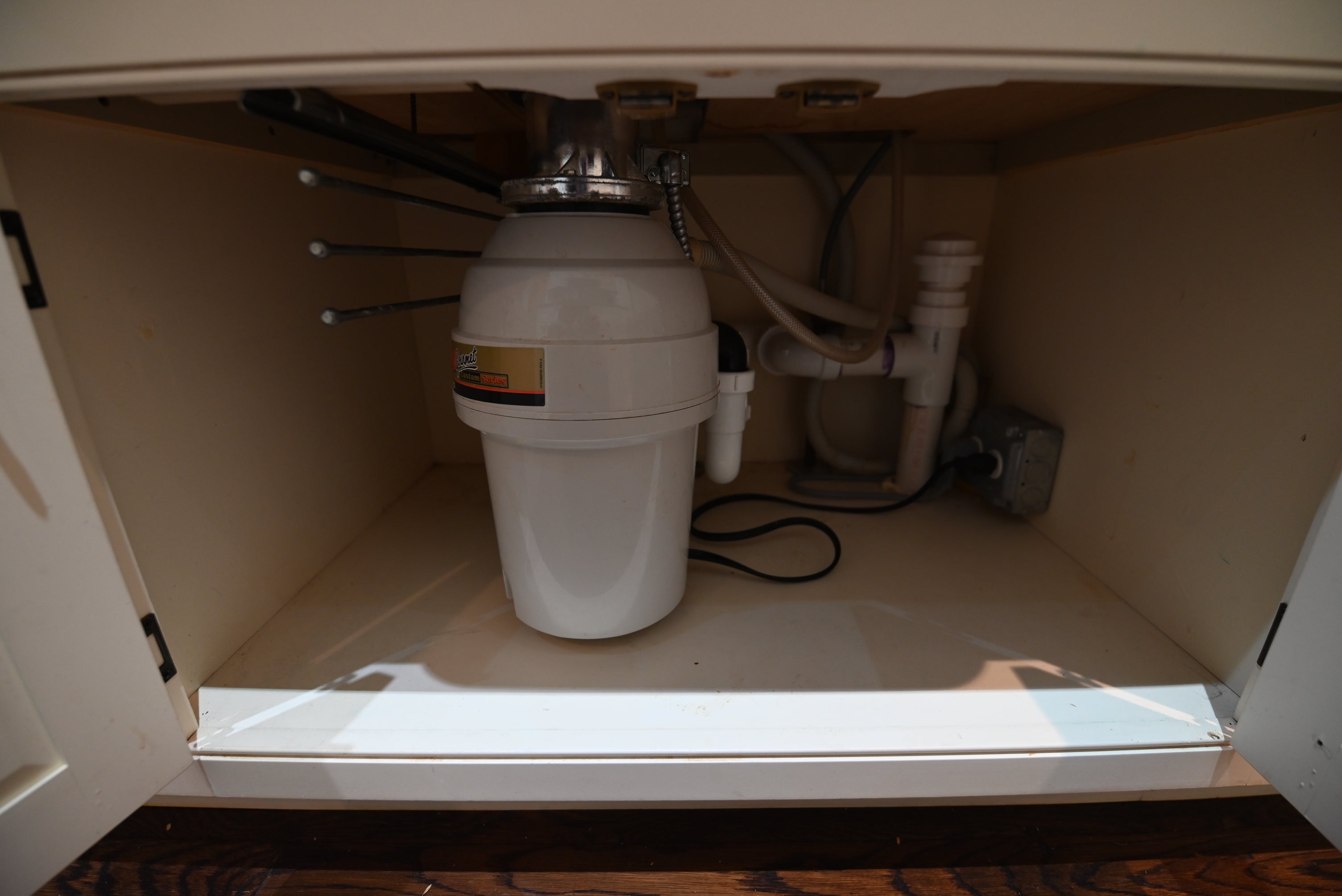 Premier Trade Group Light Cream Transitional Kitchen with Island & Viking 48" Range