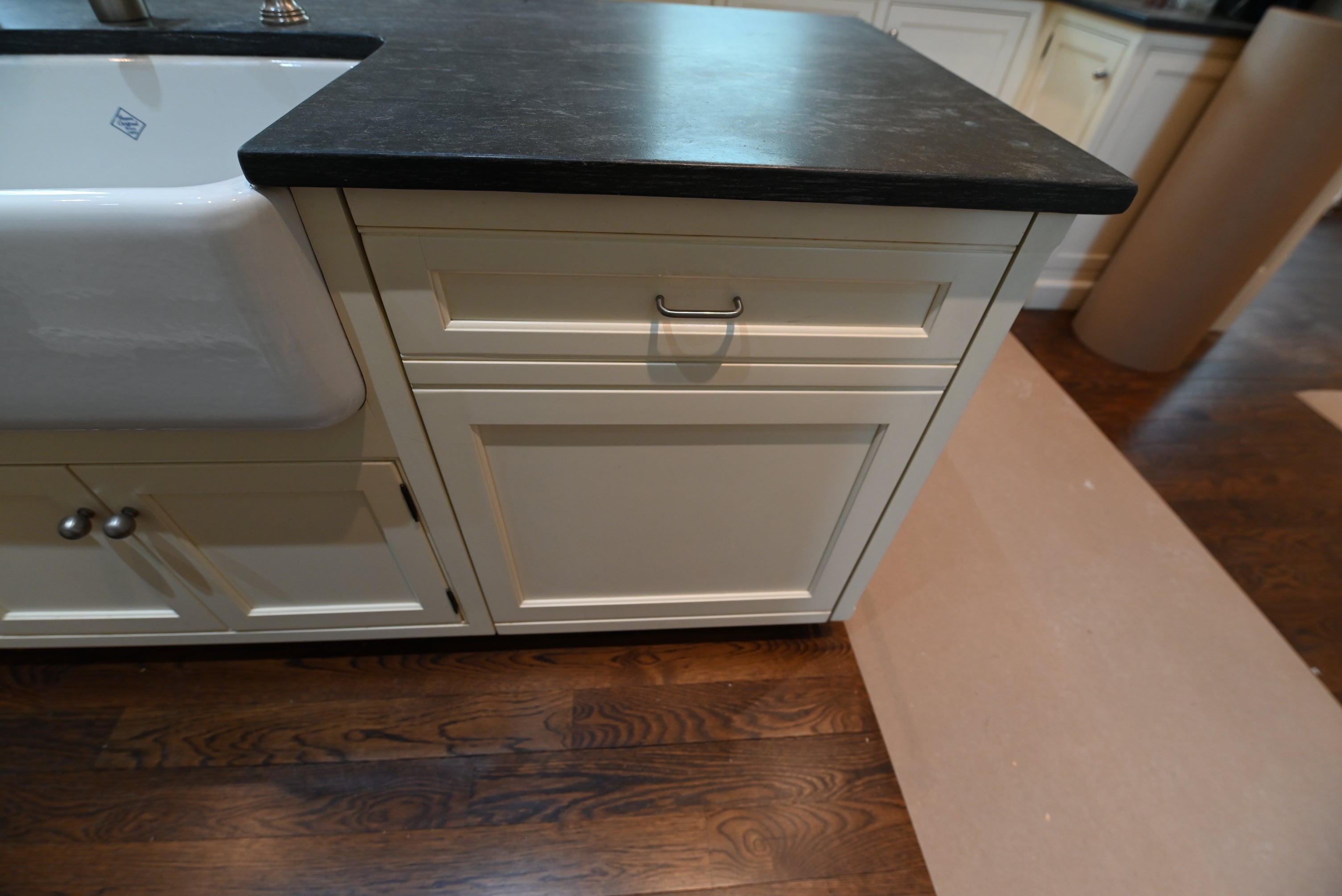 Premier Trade Group Light Cream Transitional Kitchen with Island & Viking 48" Range