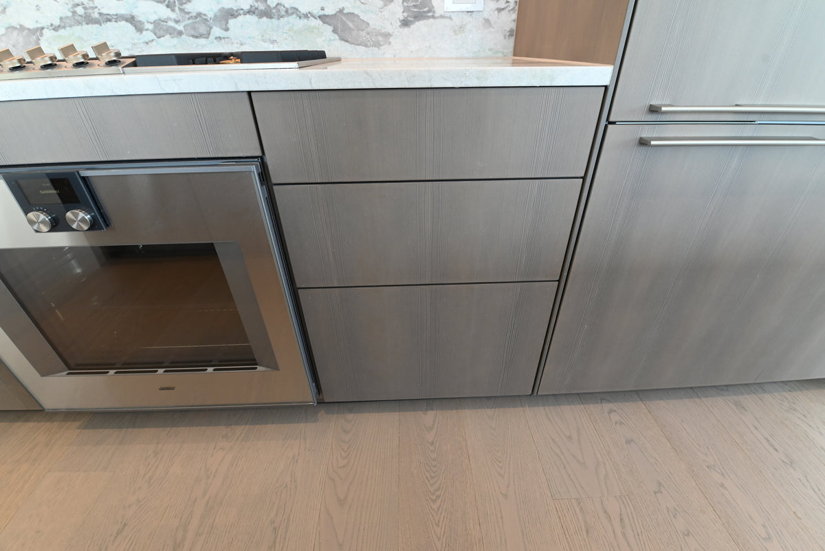 "The Tribeca" Modern Kitchen with Island & Gaggenau Appliances