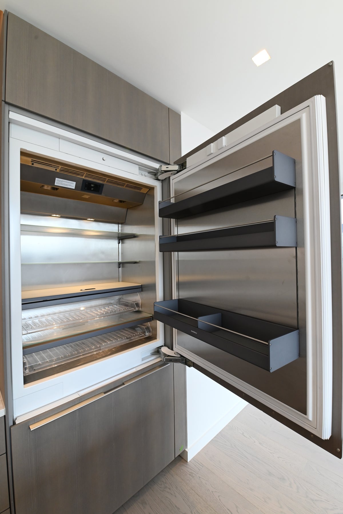 "The Tribeca" Modern Kitchen with Island & Gaggenau Appliances