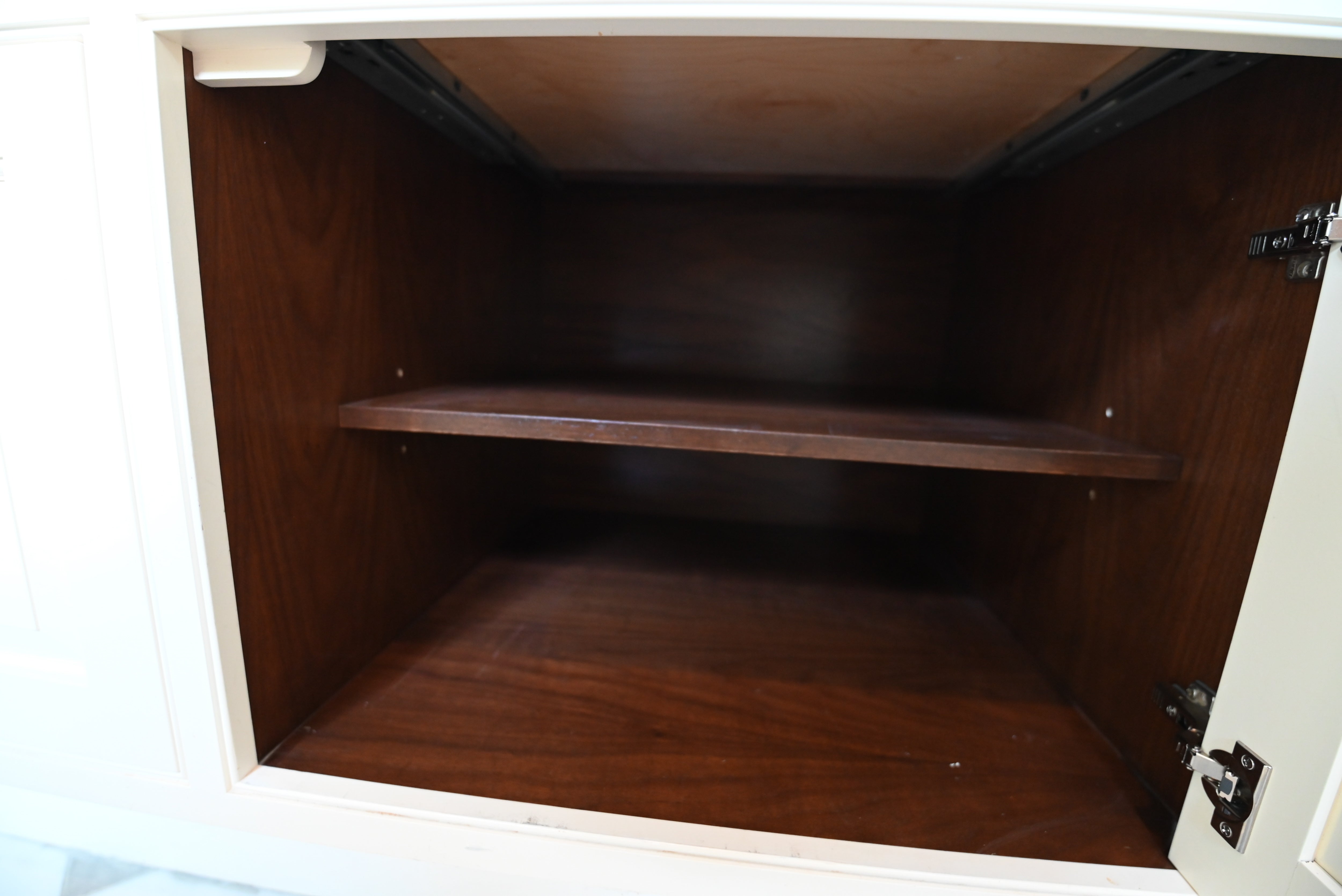 "The Dove" Transitional White Dove Prep Kitchen with Dishwasher & Ice Maker