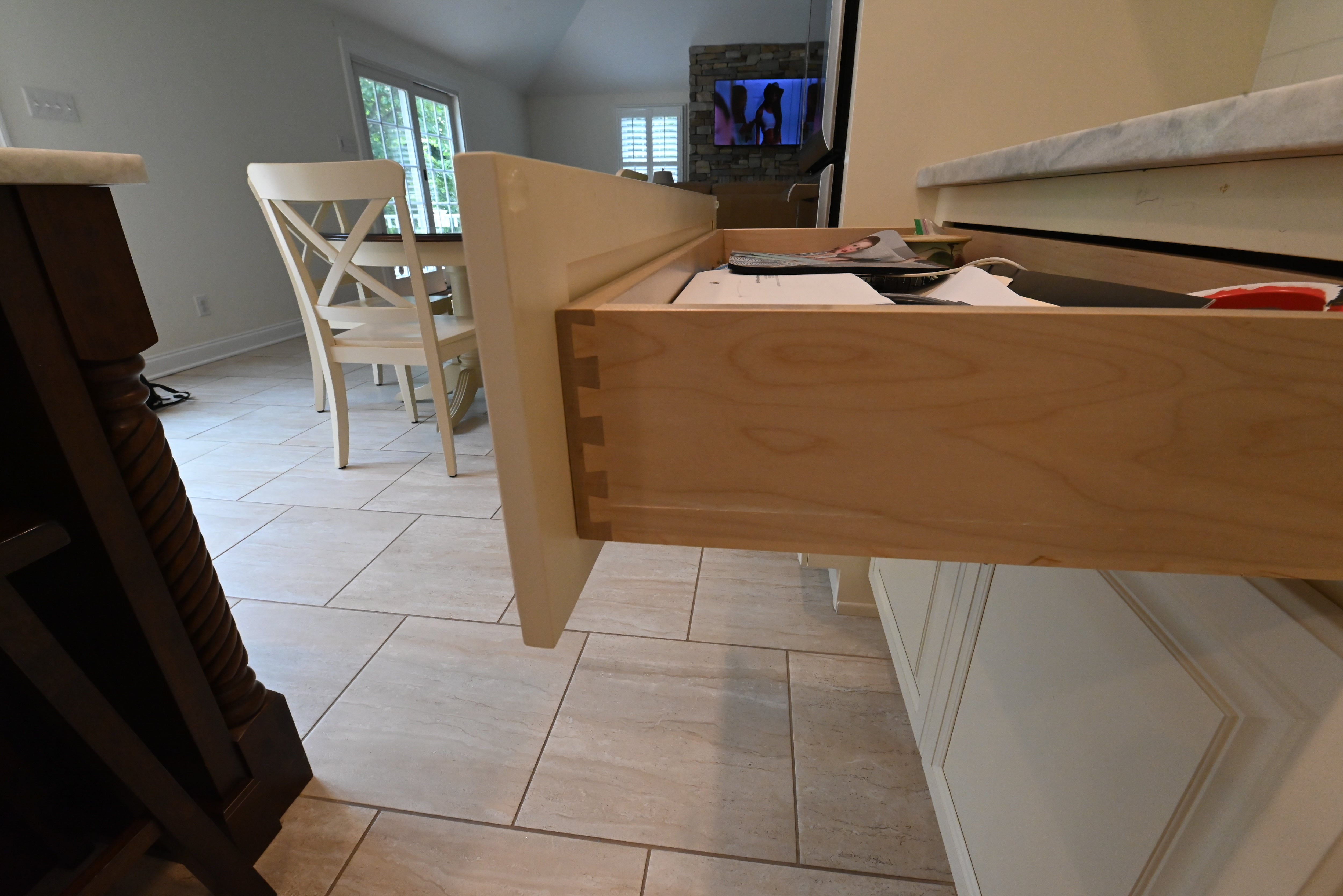 "The Windrush" Traditional Light Cream Kitchen with Island & Appliances