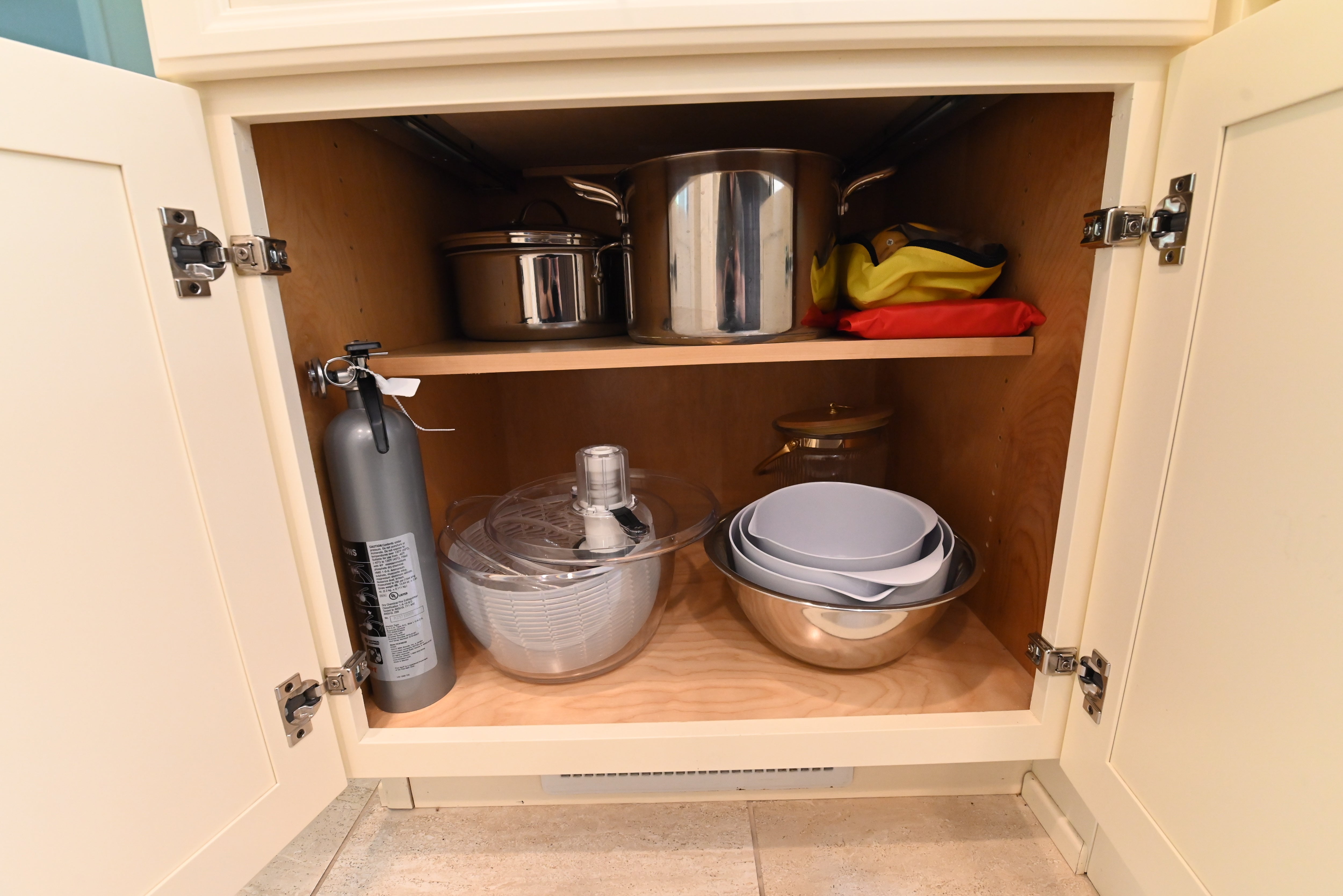 "The Windrush" Traditional Light Cream Kitchen with Island & Appliances