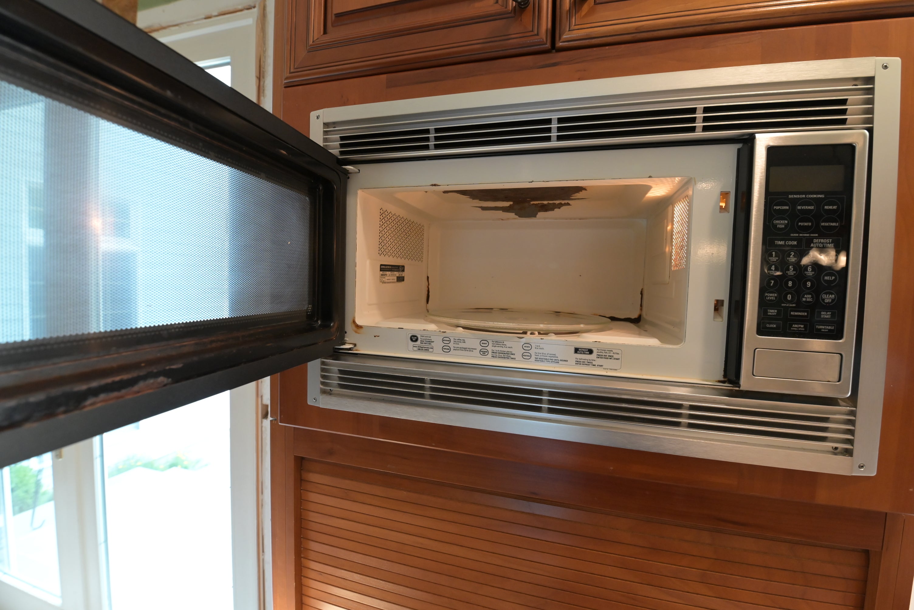 "The Oakridge" Traditional Classic Wooden Kitchen Suite