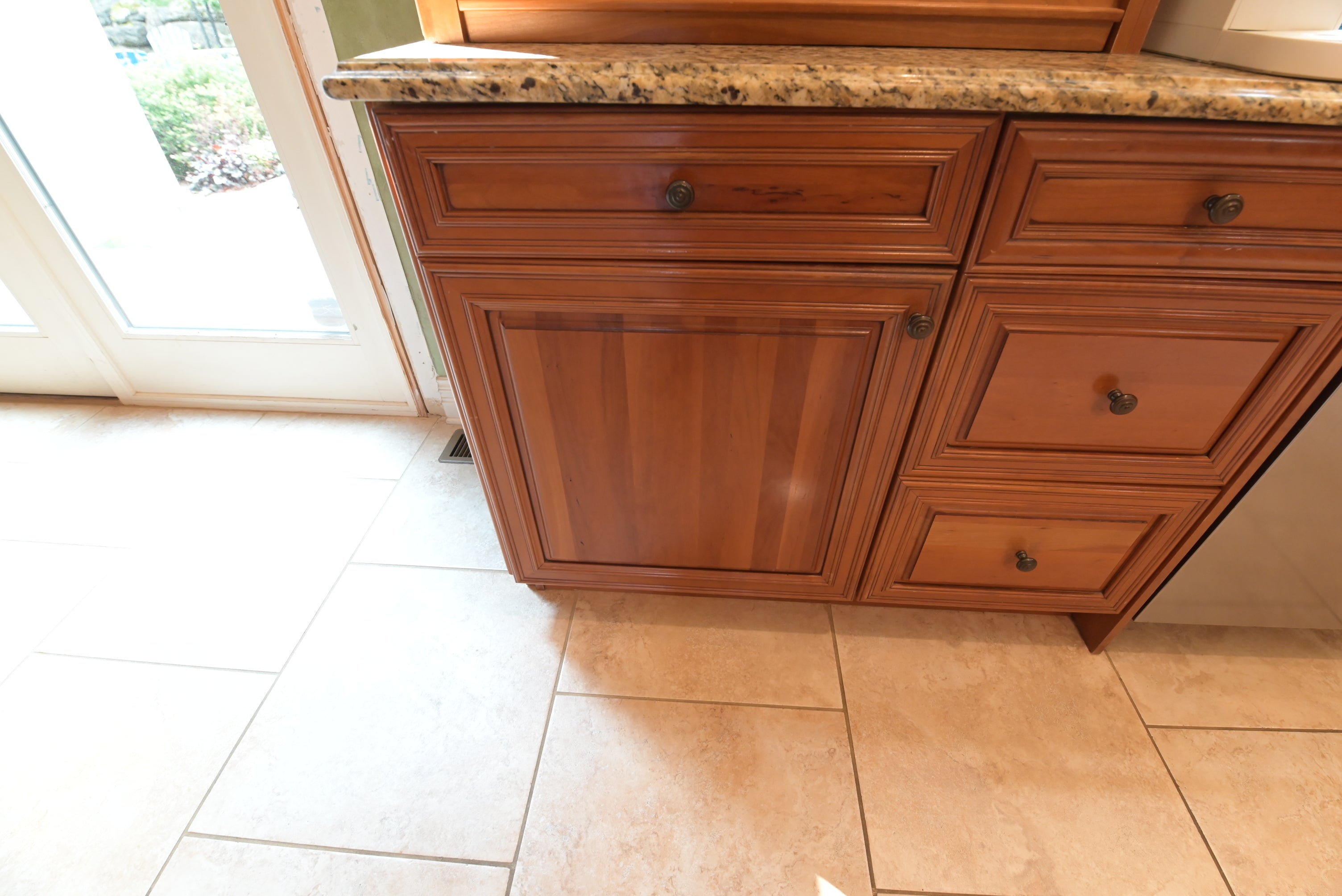 "The Oakridge" Traditional Classic Wooden Kitchen Suite