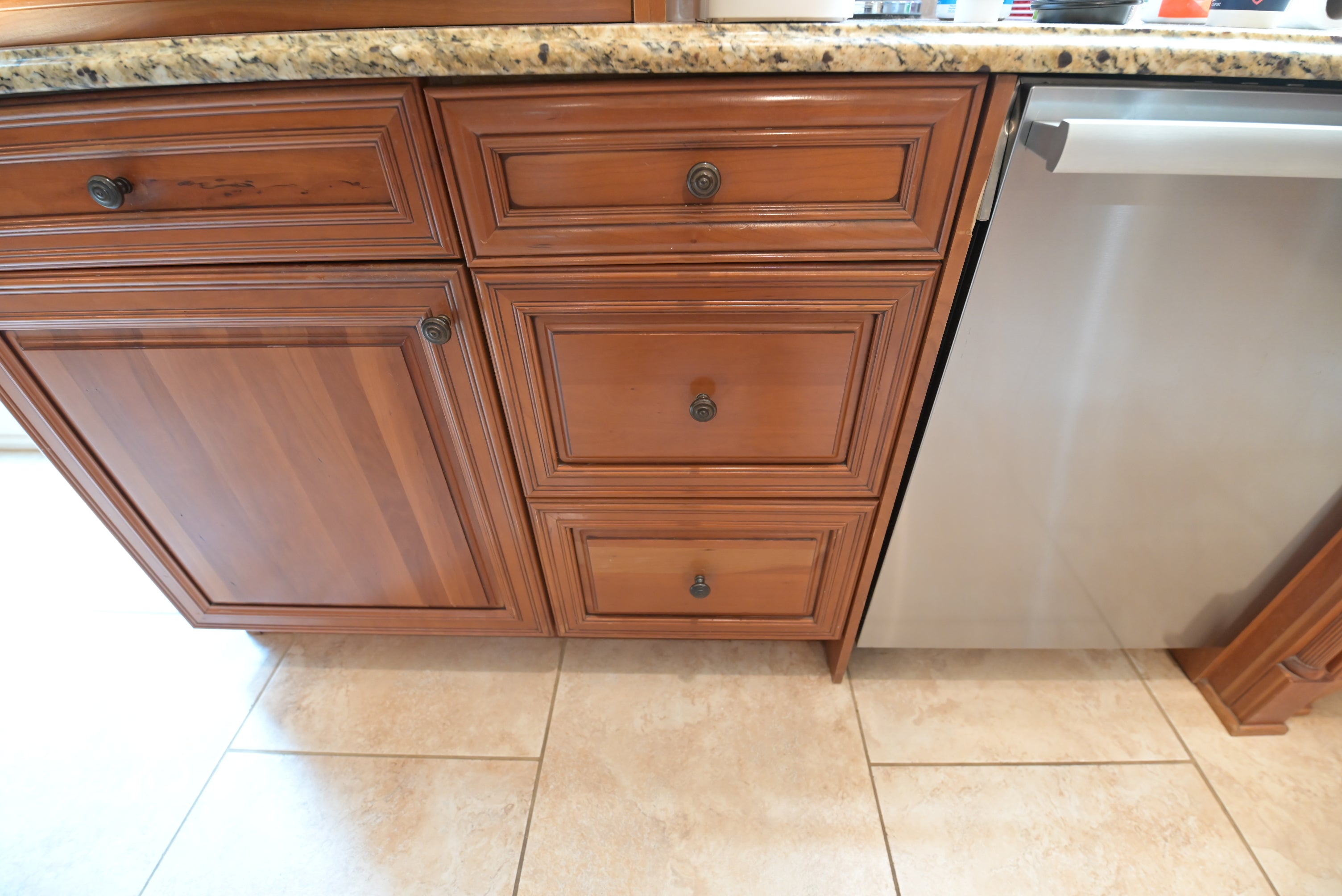 "The Oakridge" Traditional Classic Wooden Kitchen Suite