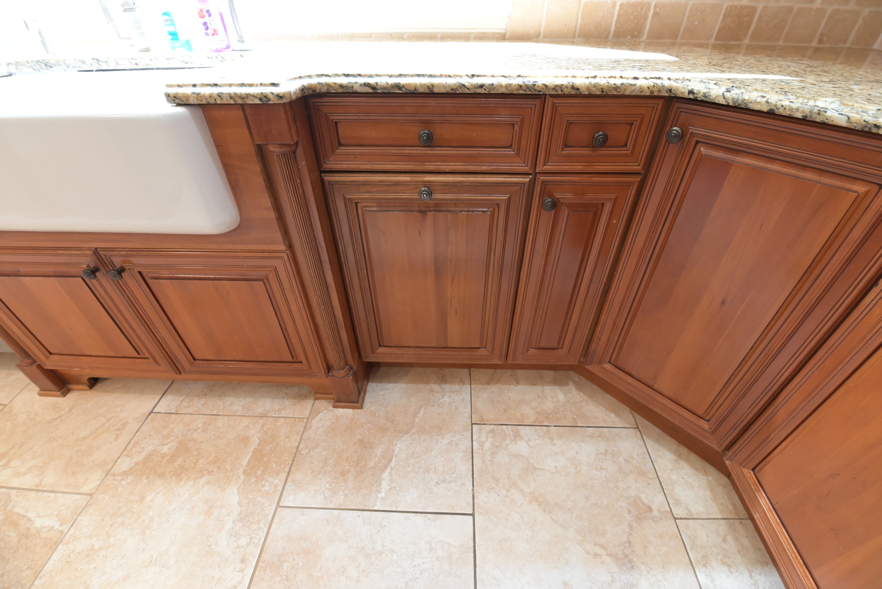 "The Oakridge" Traditional Classic Wooden Kitchen Suite