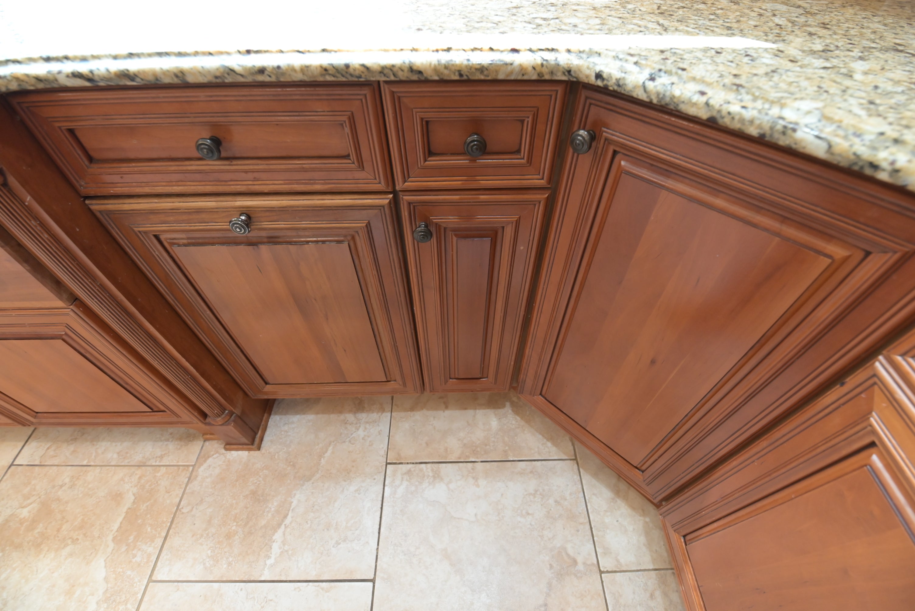 "The Oakridge" Traditional Classic Wooden Kitchen Suite