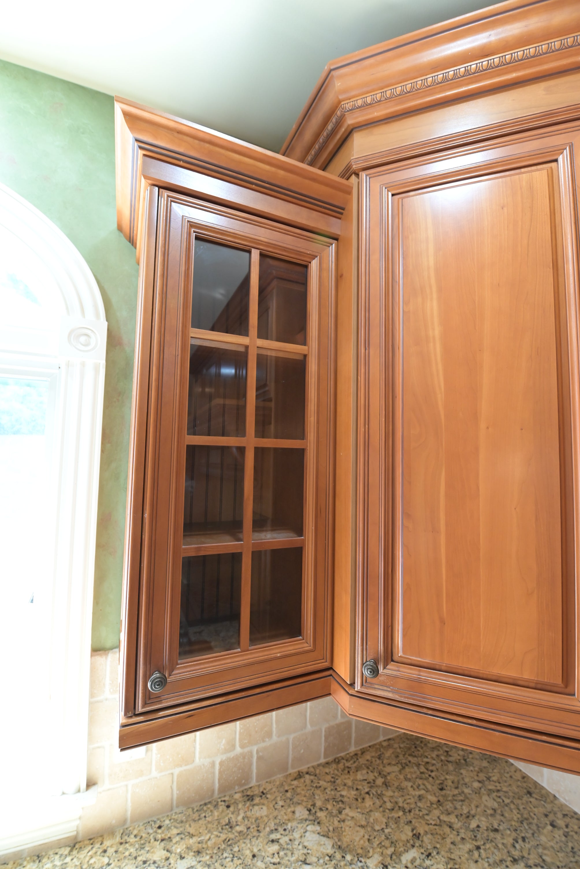 "The Oakridge" Traditional Classic Wooden Kitchen Suite