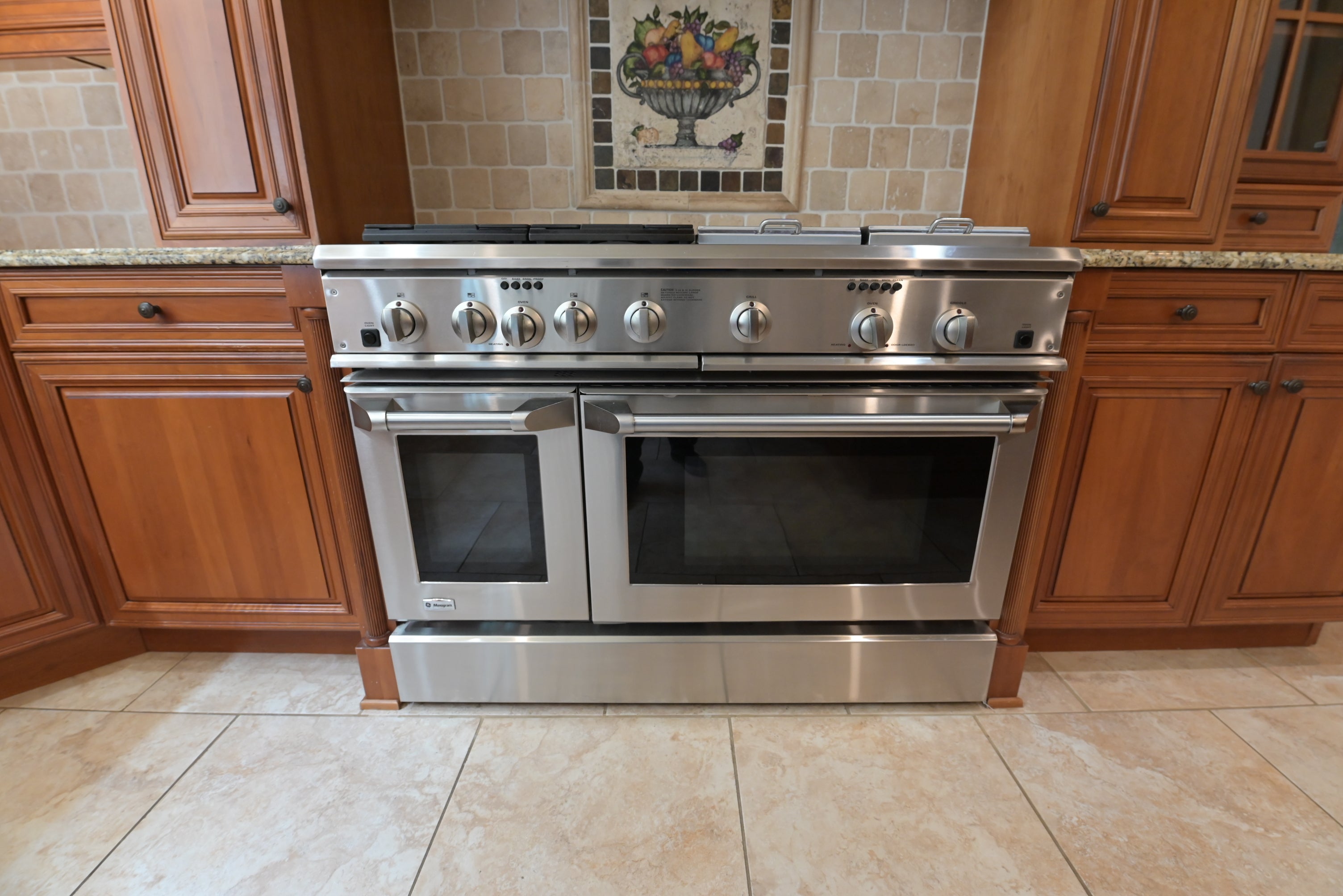 "The Oakridge" Traditional Classic Wooden Kitchen Suite
