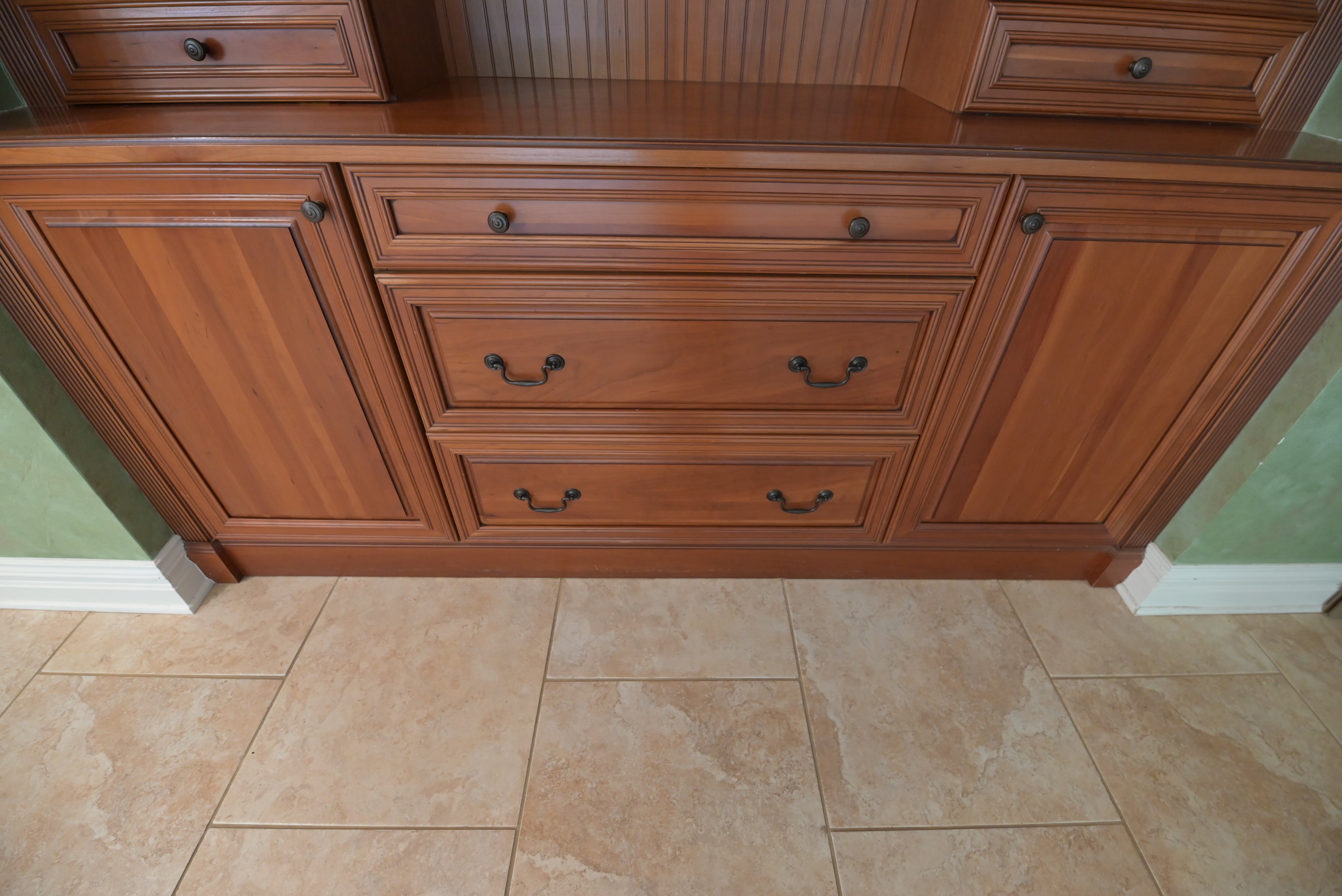 "The Oakridge" Traditional Classic Craftsman Wooden Storage Hutch
