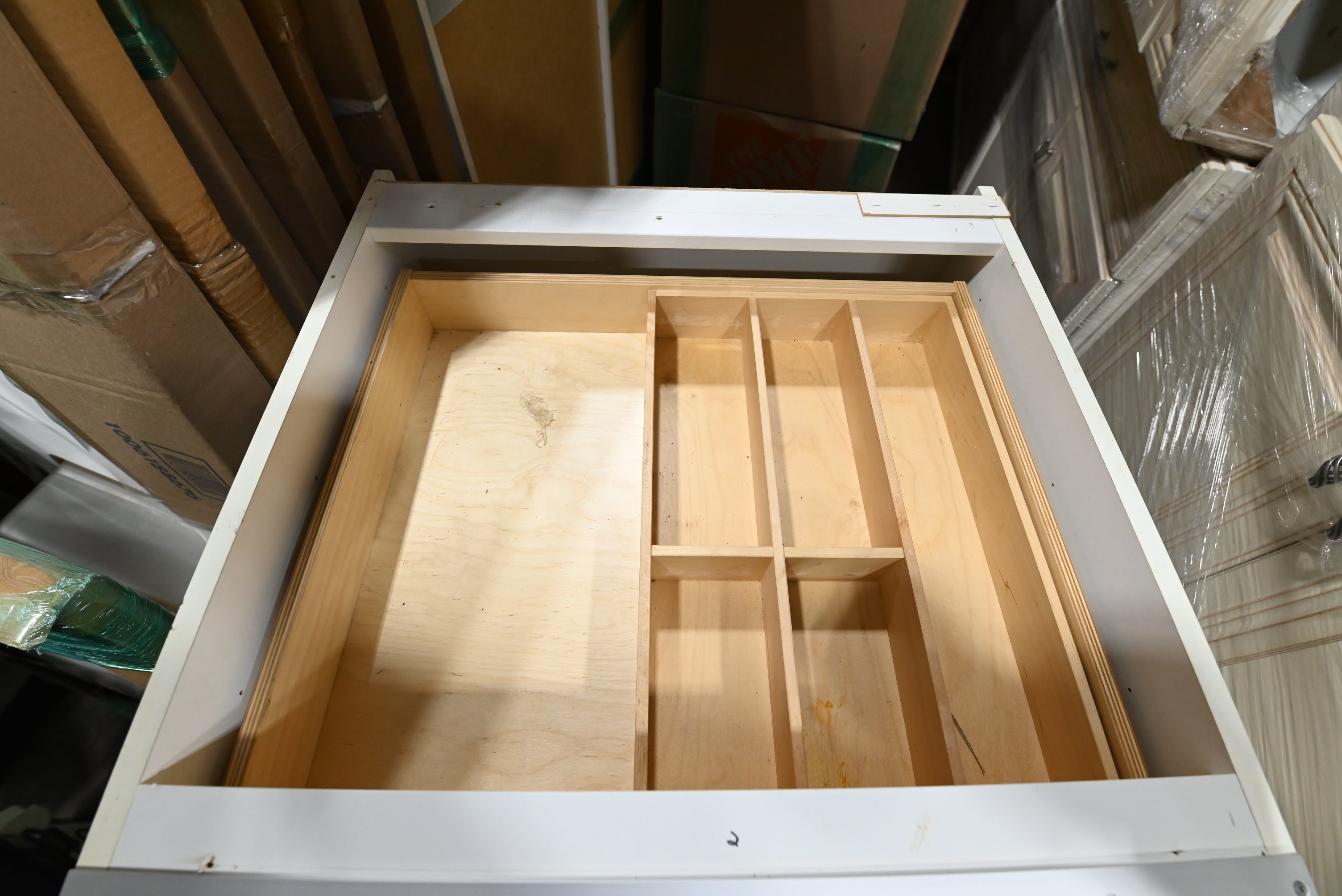 Bulthaup Beauty: White Kitchenette with Appliances